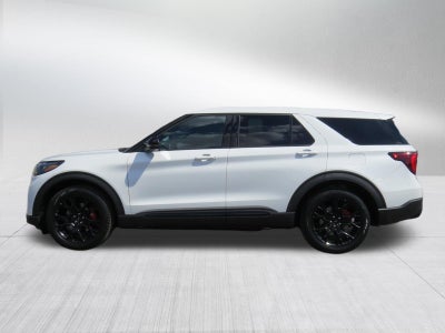 2027 Ford Explorer ST 4WD w/ ST Sinister Pkg. Pan Vista Rood & 3rd Row