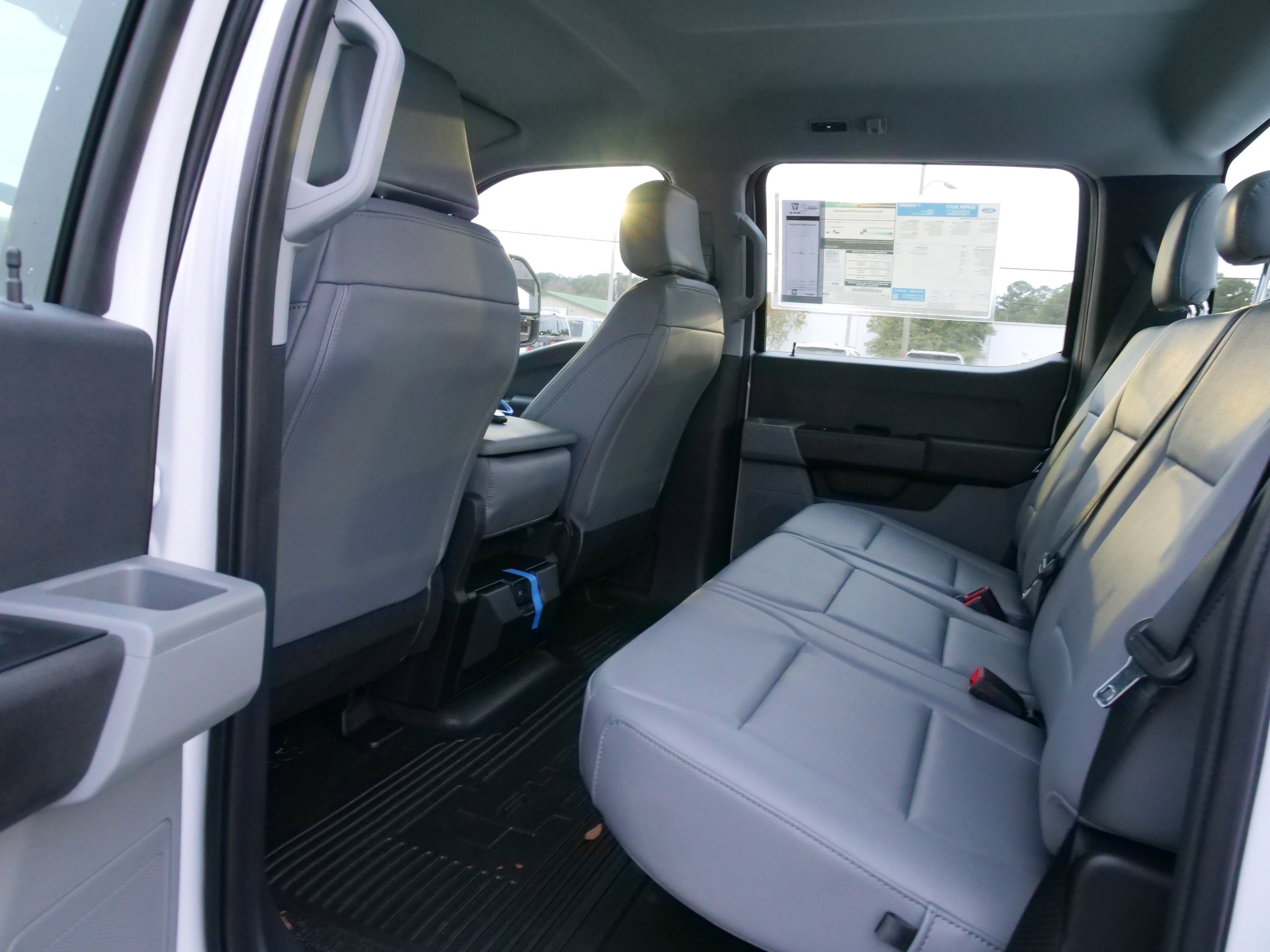 2025 Ford Super Duty F-250 SRW XL