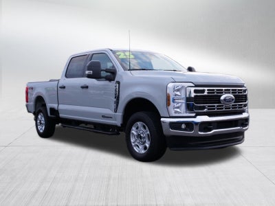 2025 Ford Super Duty F-250 SRW Base