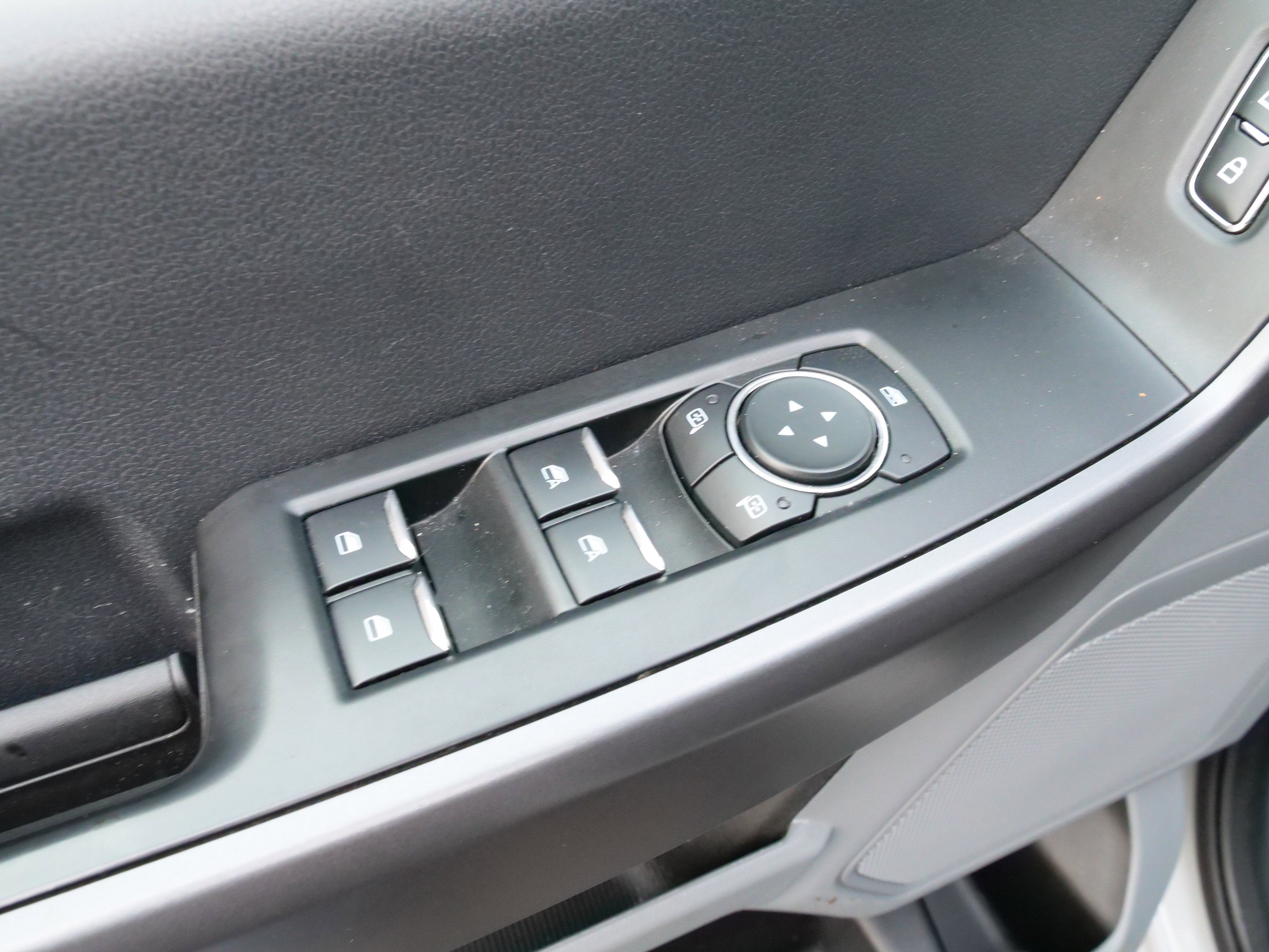 2025 Ford Super Duty F-250 SRW Base