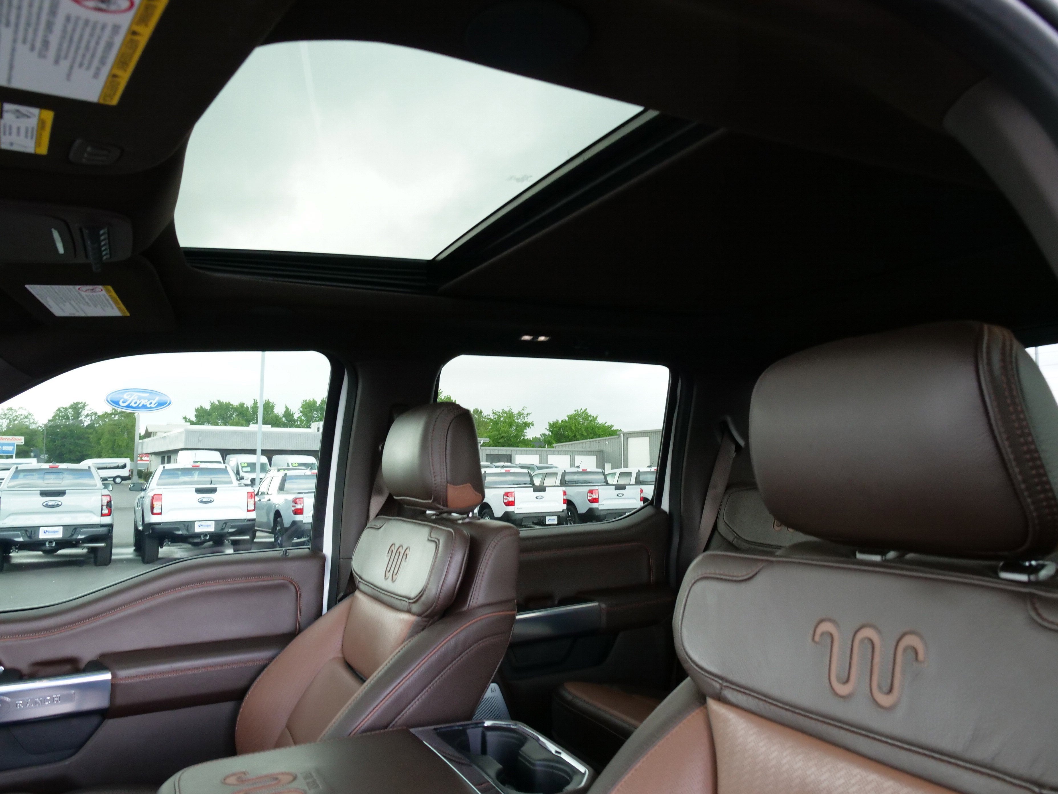 2025 Ford Super Duty F-250 SRW Base