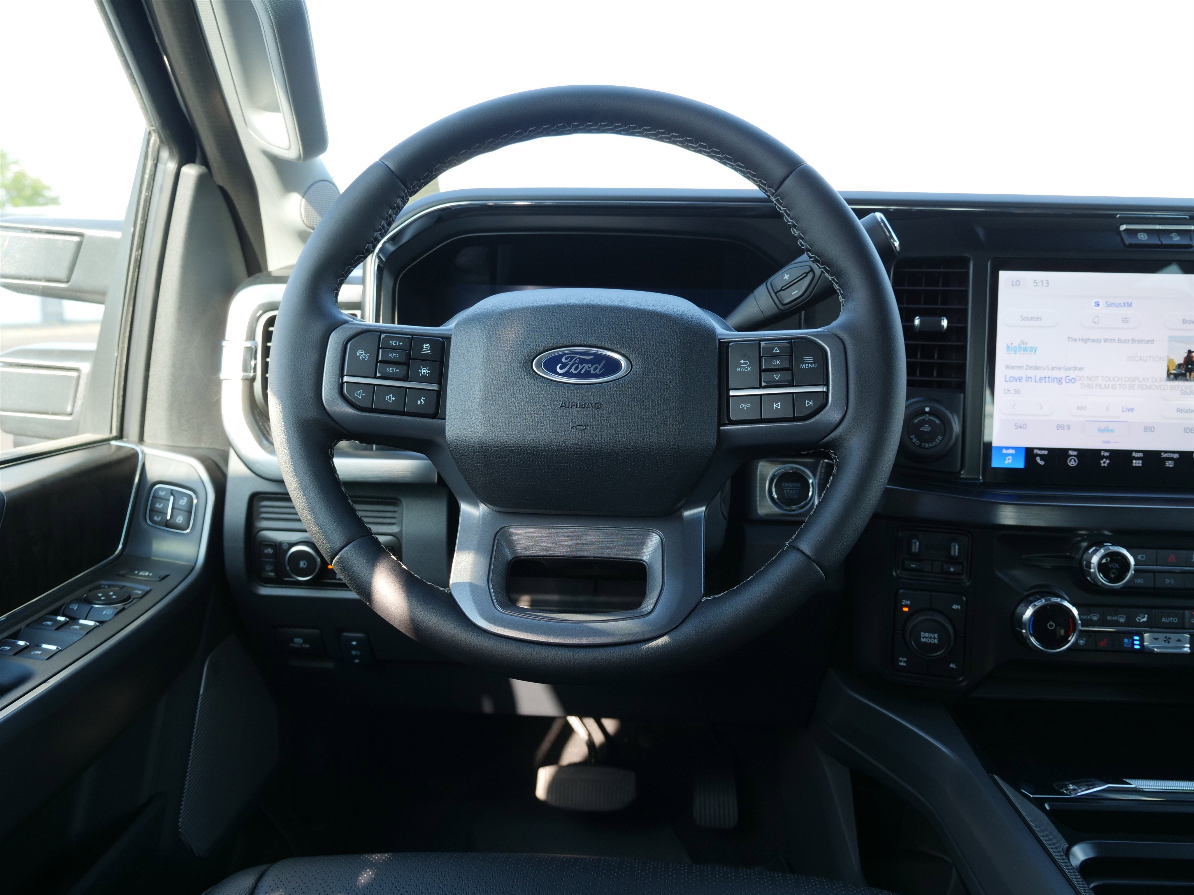 2026 Ford Super Duty F-350 SRW F-350® Lariat®