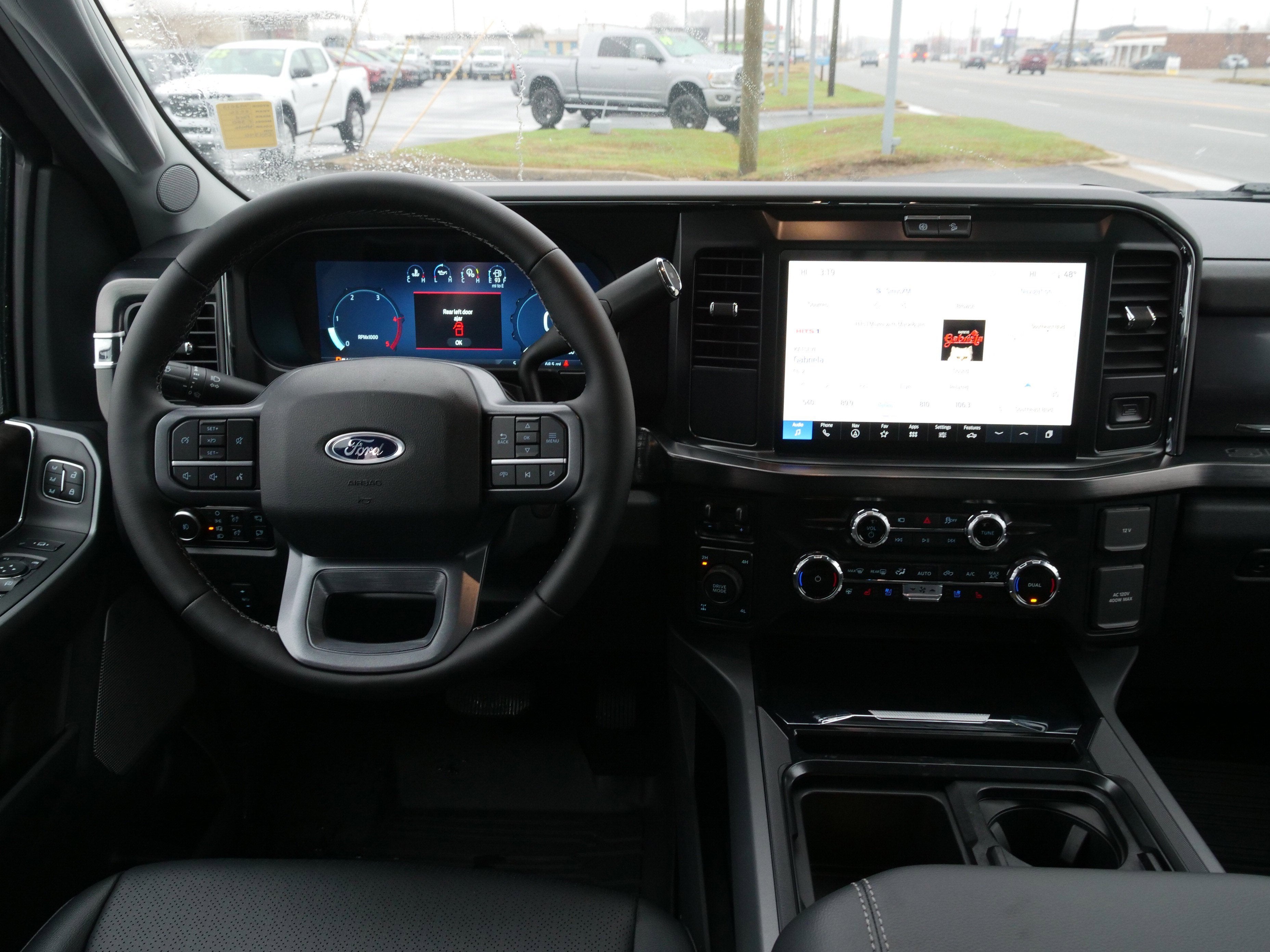 2026 Ford Super Duty F-350 SRW F-350® Lariat®