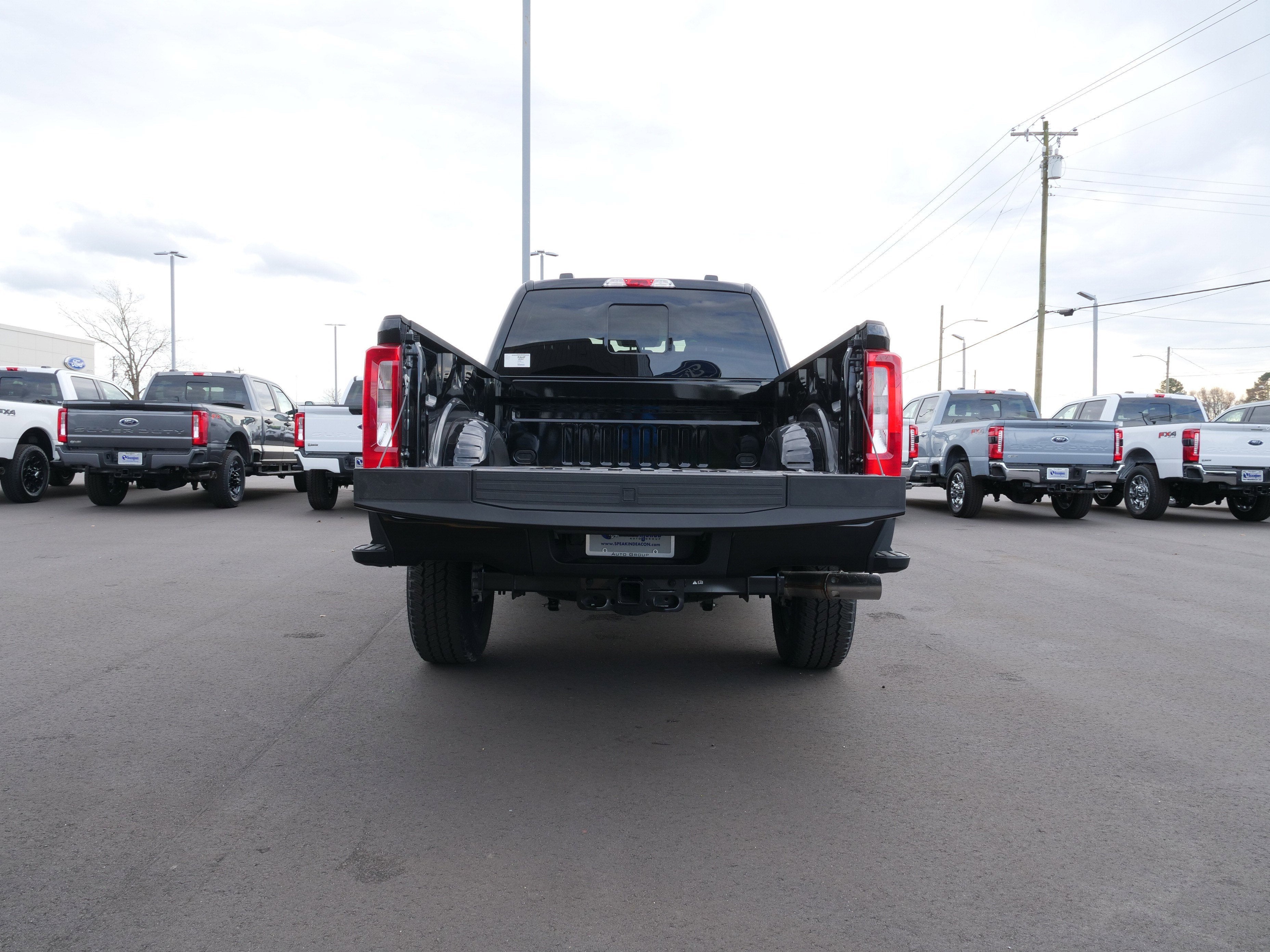 2026 Ford Super Duty F-350 SRW F-350® XL