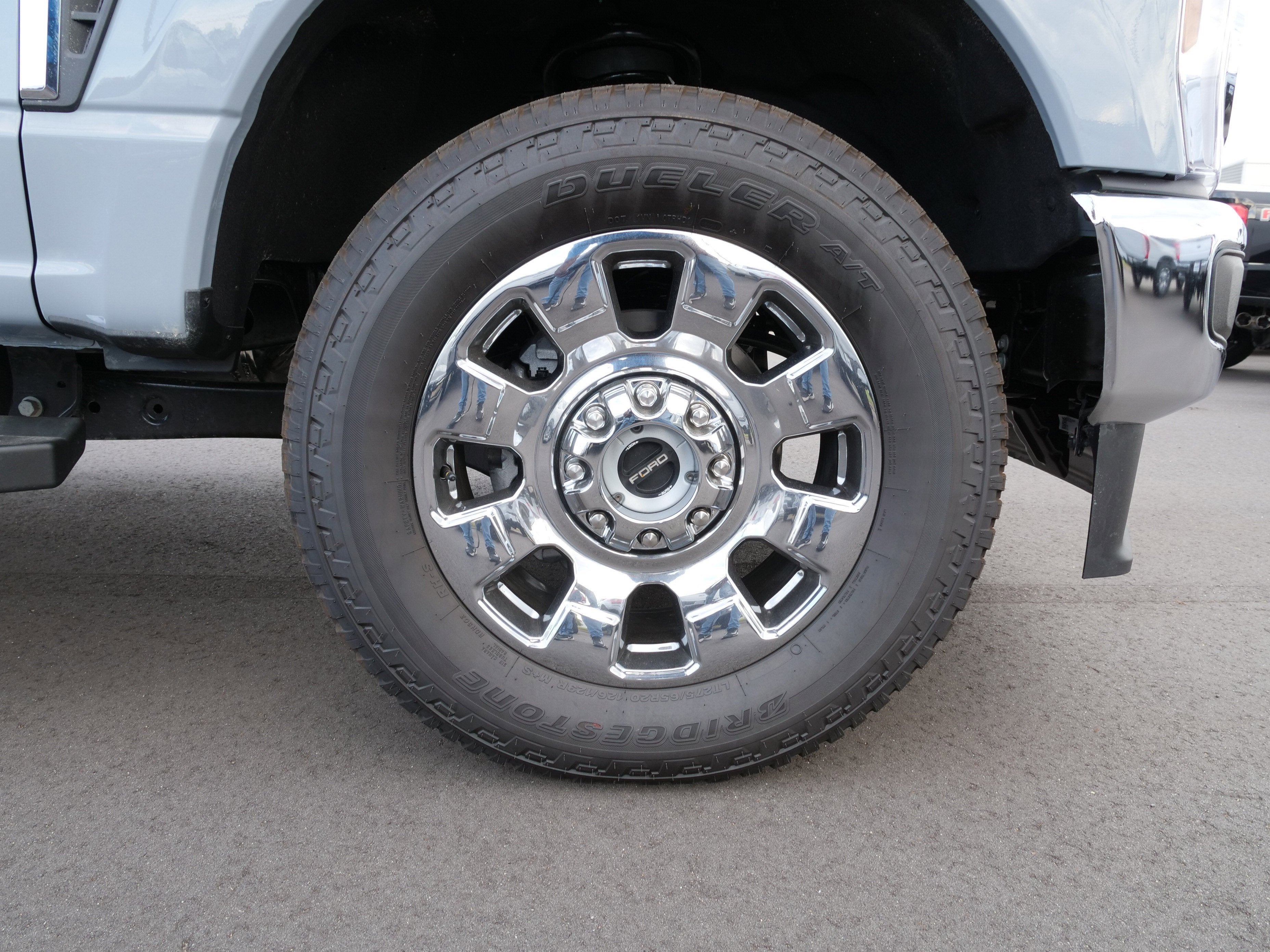 2026 Ford Super Duty F-350 SRW F-350® Lariat®