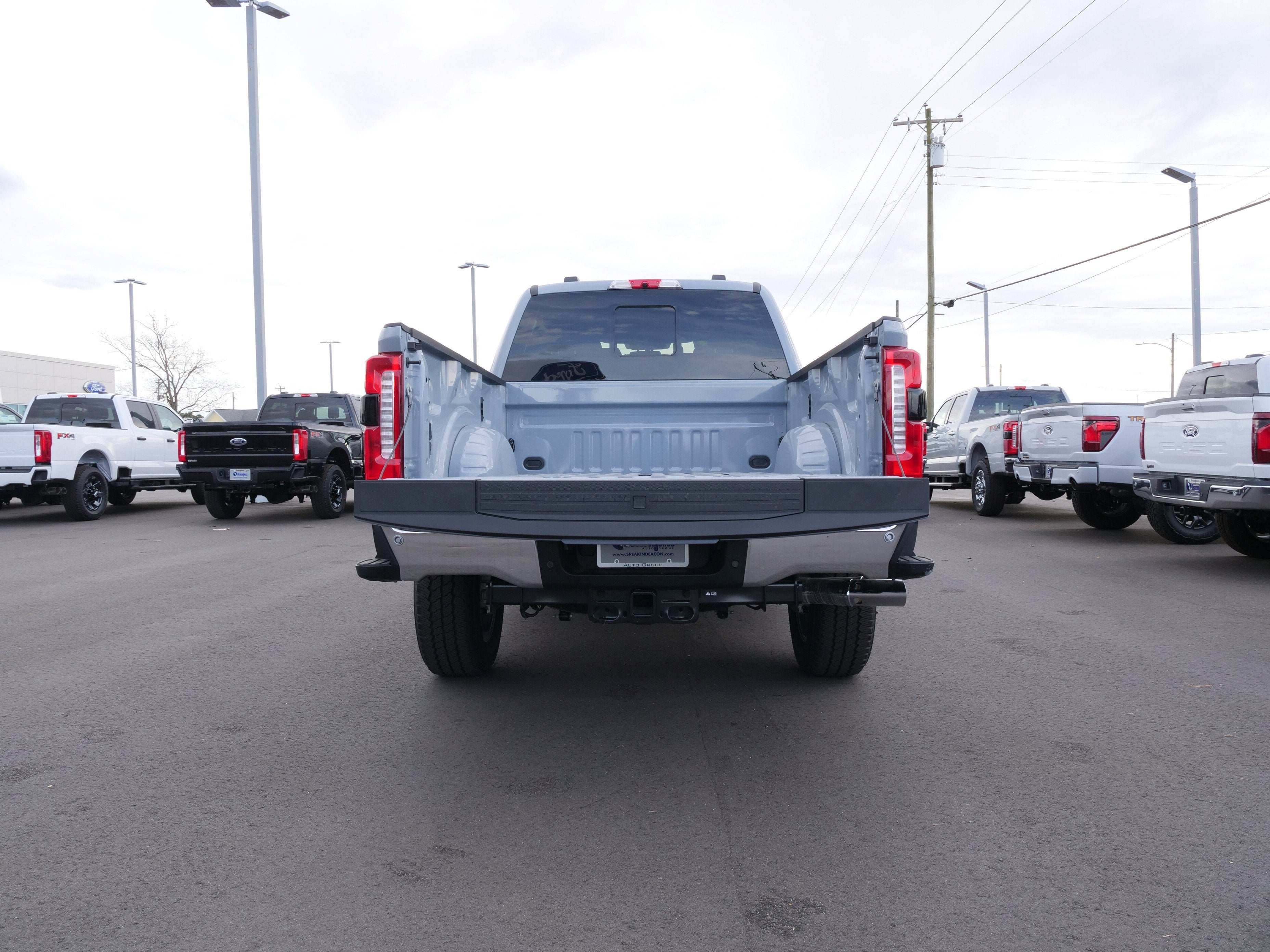 2026 Ford Super Duty F-350 SRW F-350® Lariat®