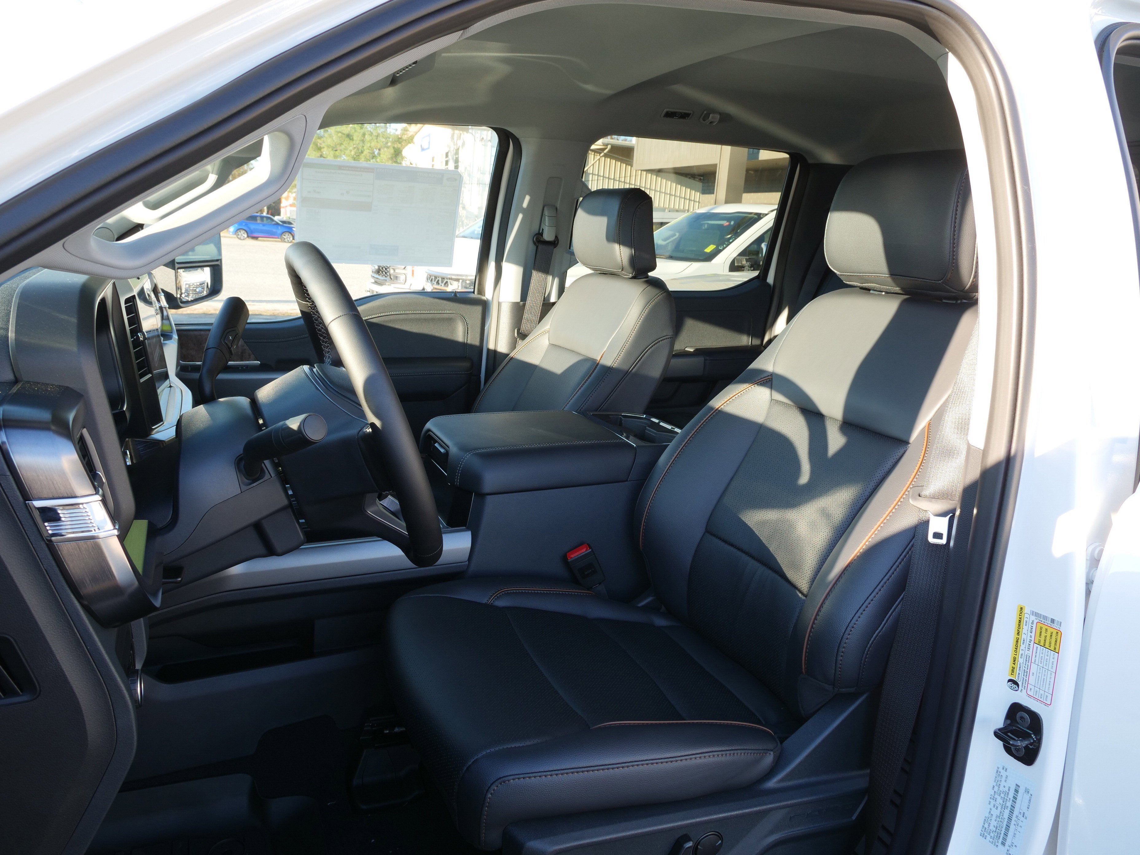 2026 Ford Super Duty F-350 SRW F-350® Lariat®