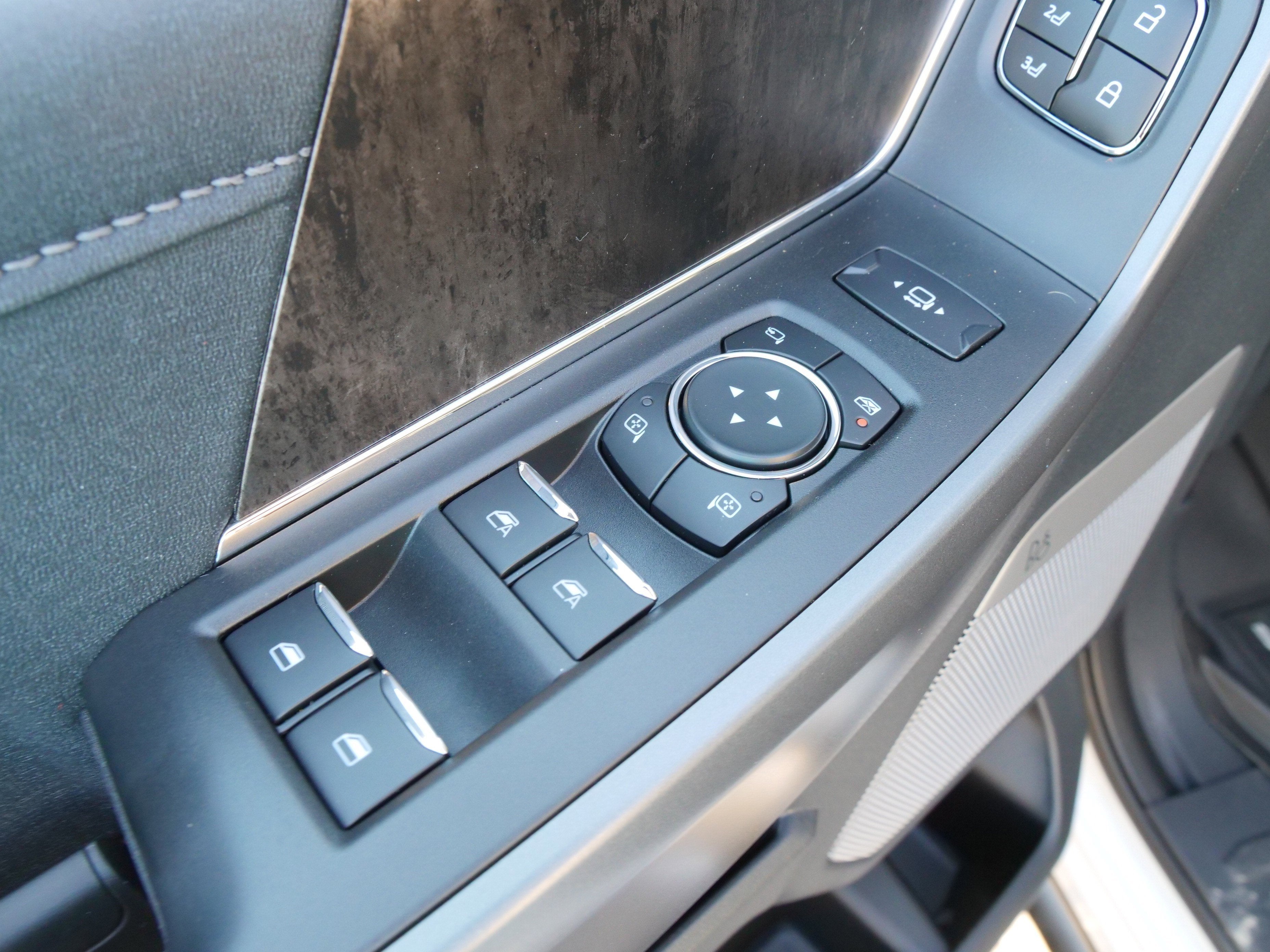 2026 Ford Super Duty F-350 SRW F-350® Lariat®