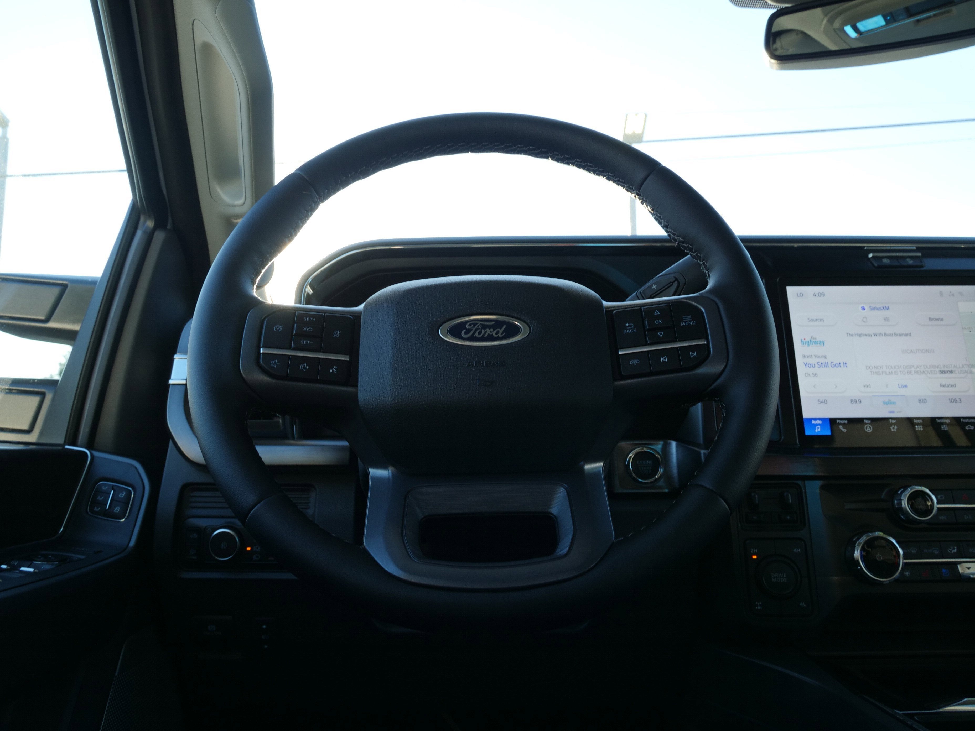 2026 Ford Super Duty F-350 SRW F-350® Lariat®