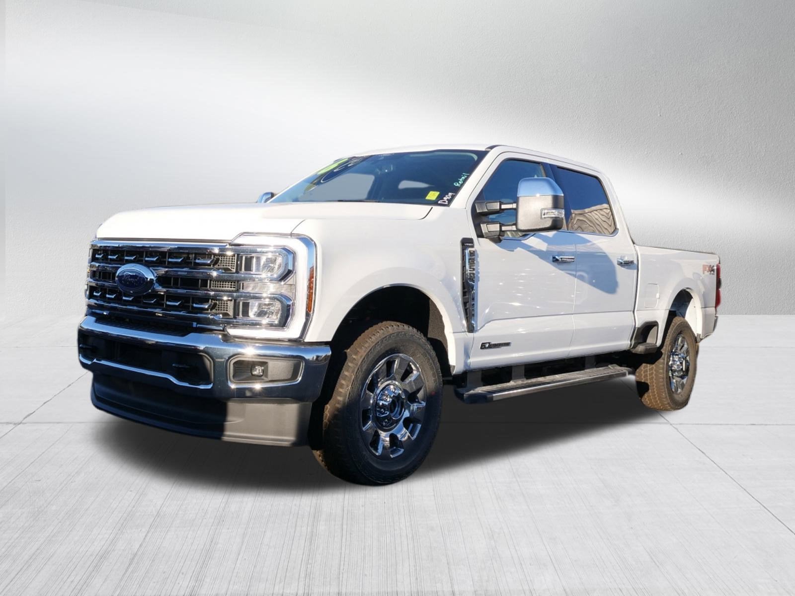 2026 Ford Super Duty F-350 SRW F-350® Lariat®