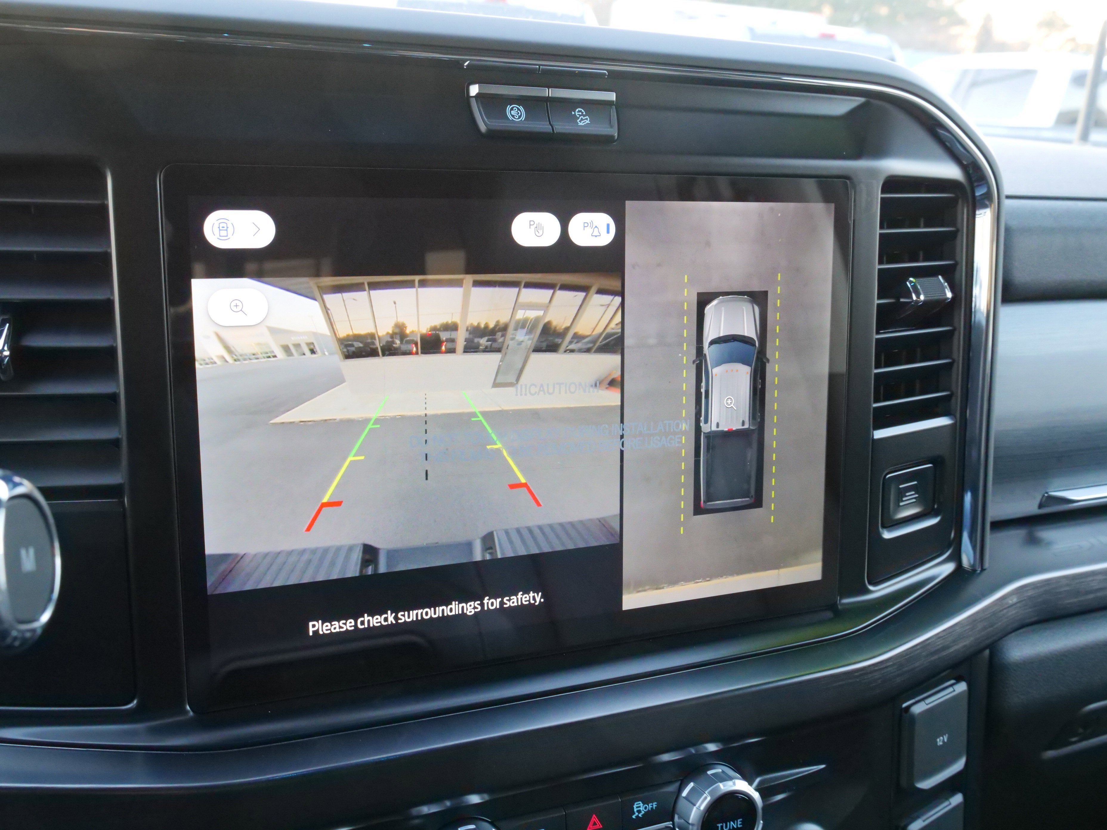 2026 Ford Super Duty F-350 SRW F-350® Lariat®