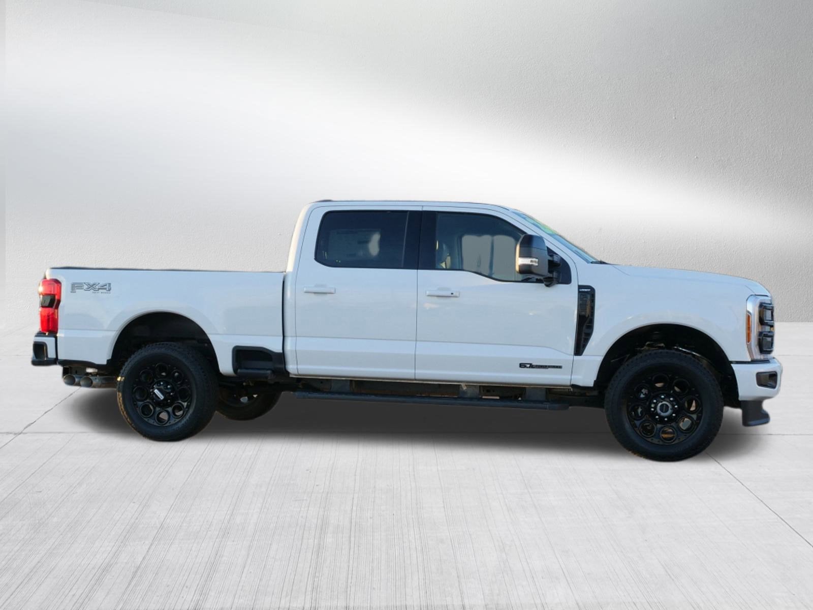 2026 Ford Super Duty F-350 SRW F-350® Lariat®