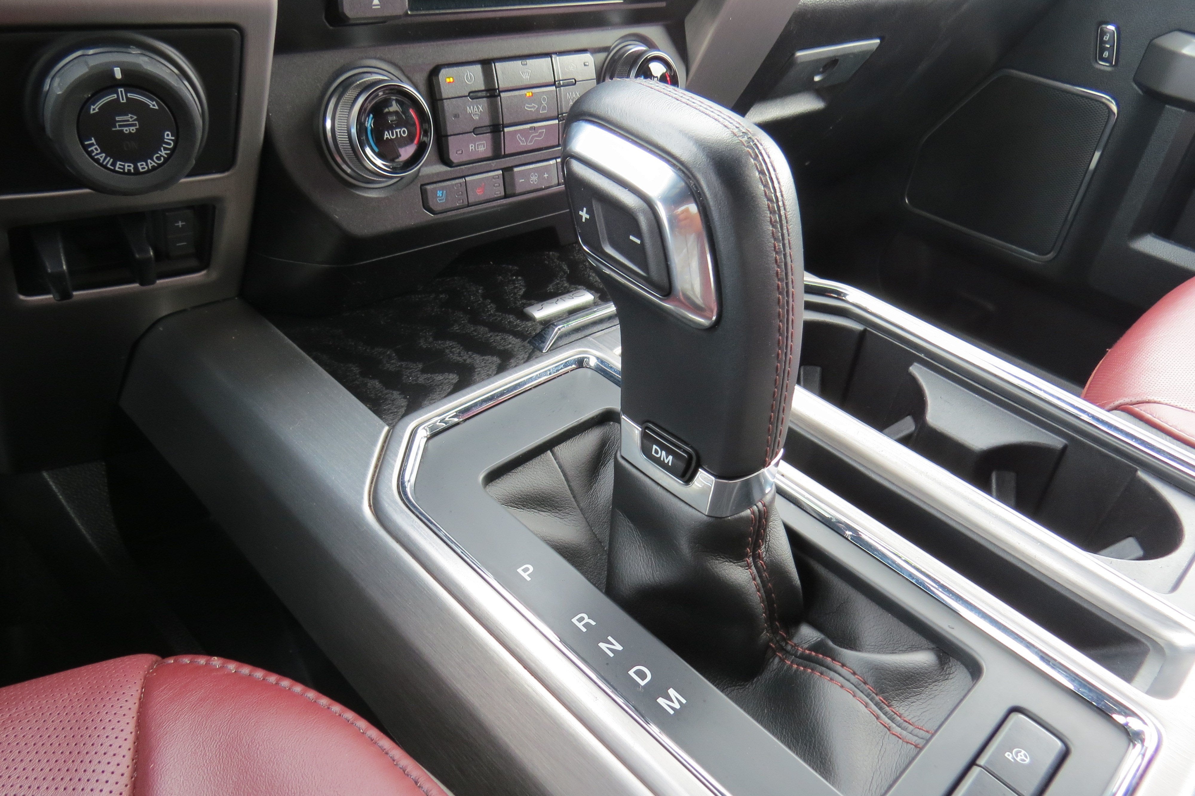 2018 Ford F-150 Platinum 4WD SuperCrew w/Nav & Panoramic Sunroof
