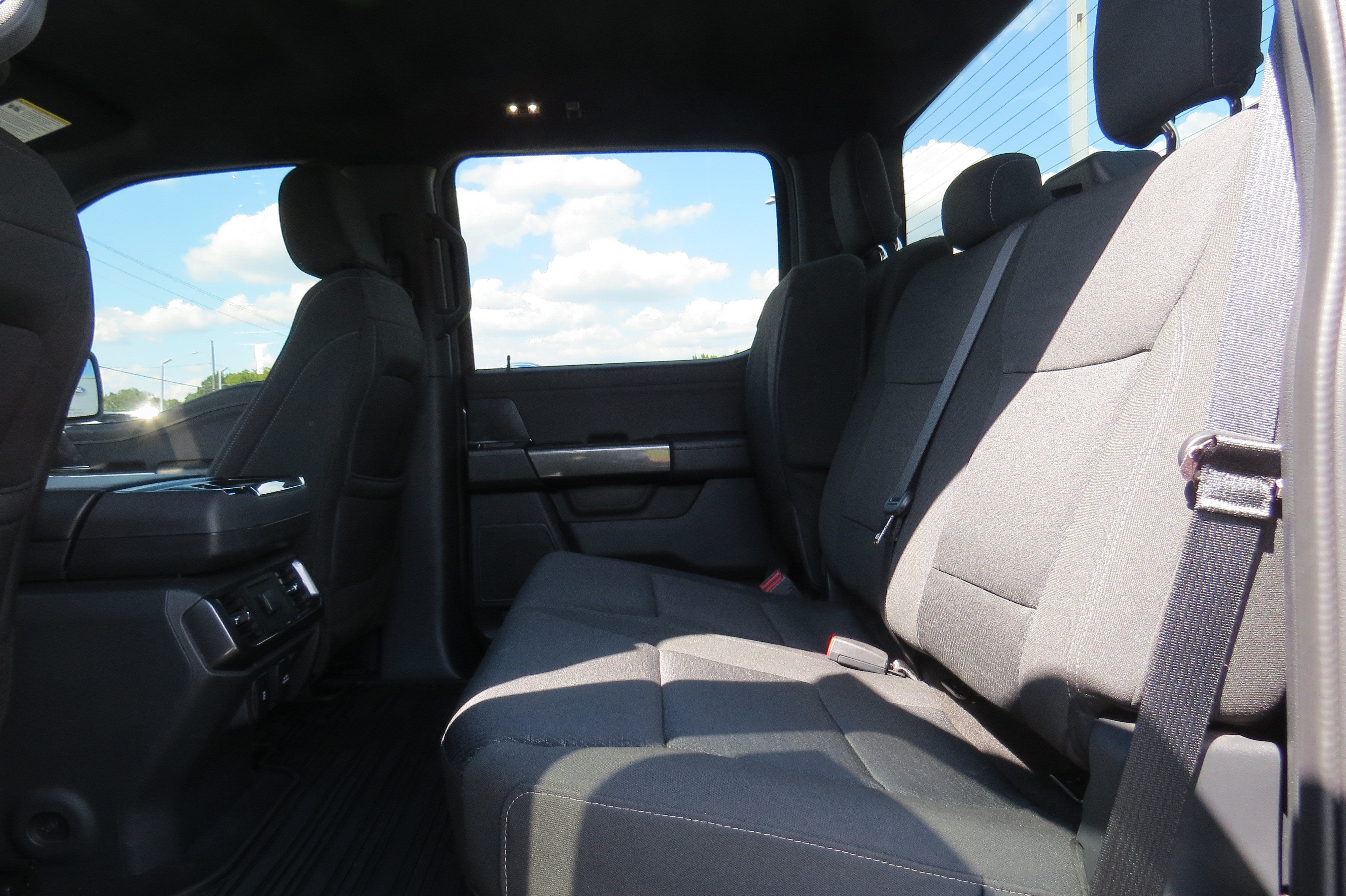 2023 Ford F-150 XLT 4WD SuperCrew w/ Sport Appearance Pkg.