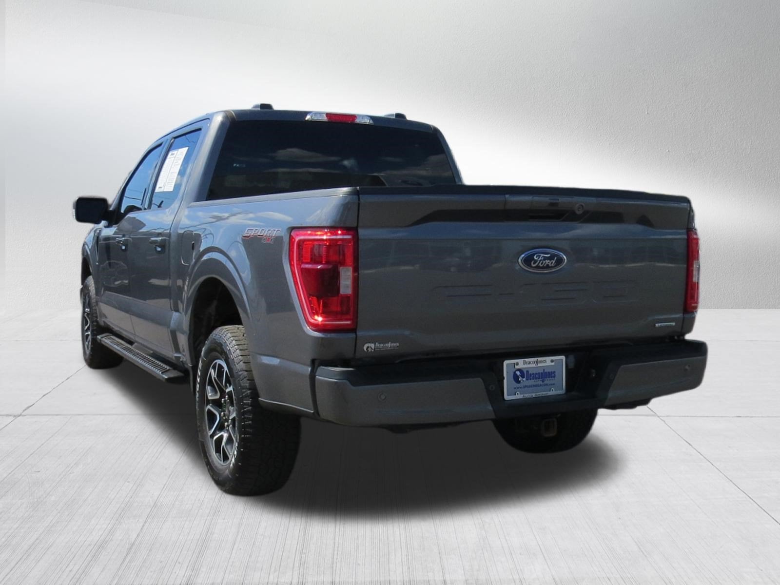 2023 Ford F-150 XLT 4WD SuperCrew w/ Sport Appearance Pkg.