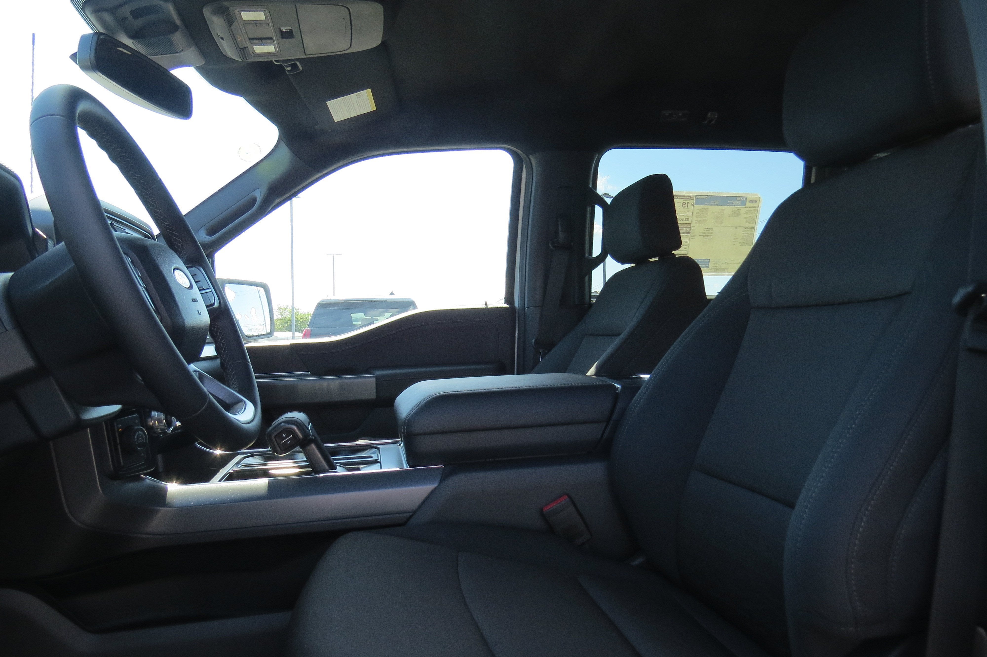 2026 Ford F-150 XLT 4WD SuperCrew w/ Black Appearance Pkg.