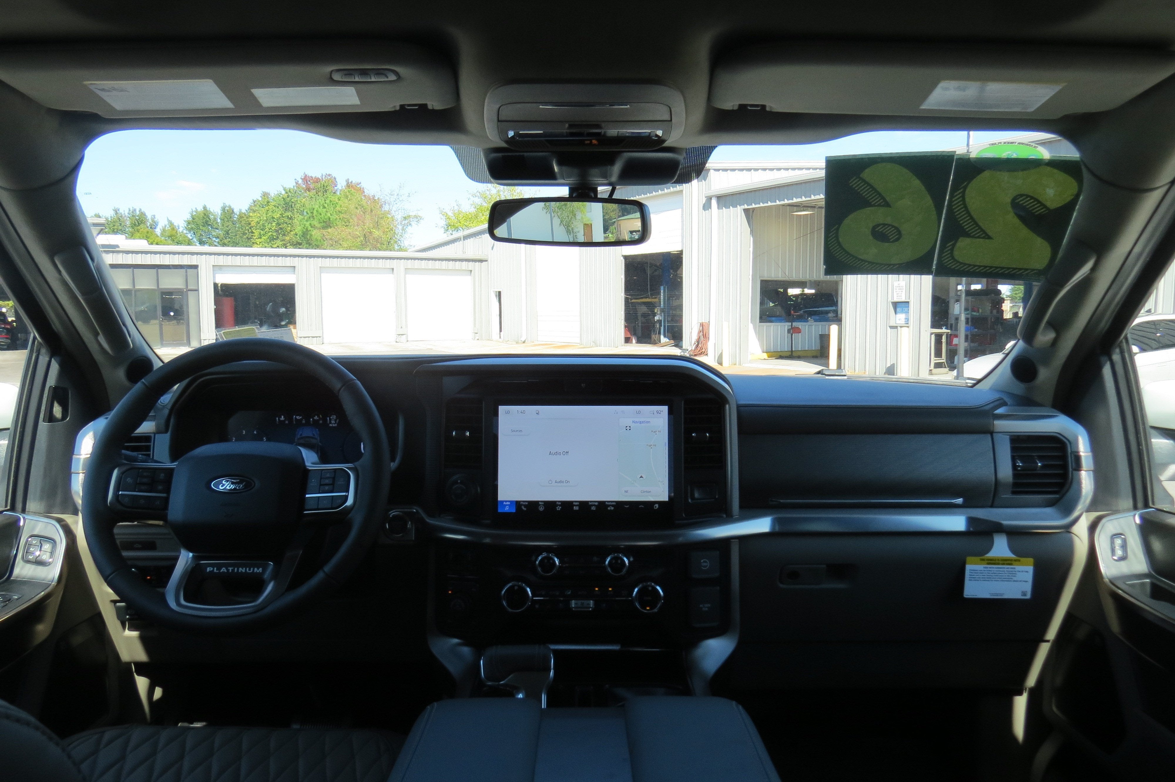 2026 Ford F-150 Platinum 4WD SuperCrew w/ Twin Panel Sunroof