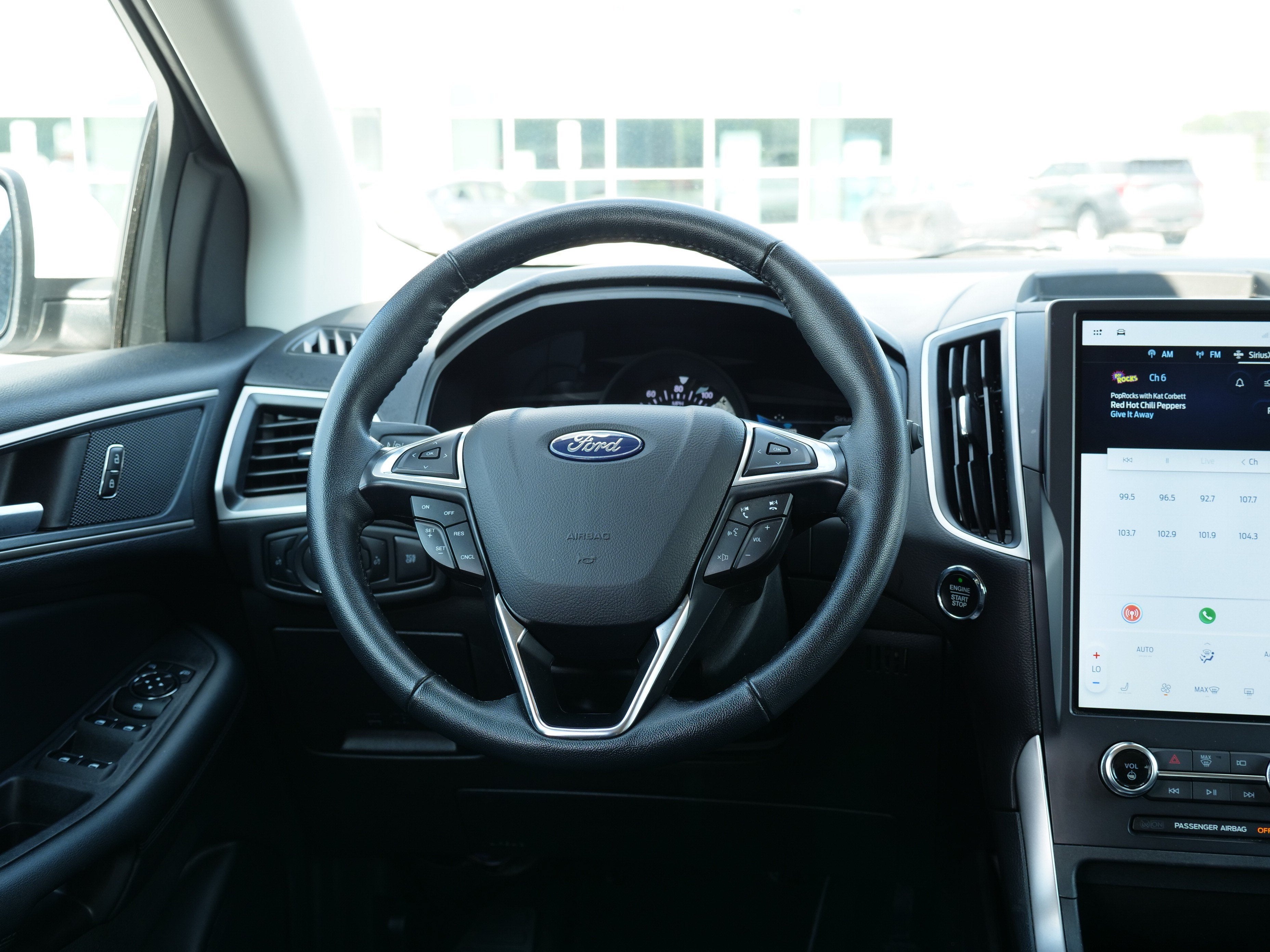 2024 Ford Edge Base