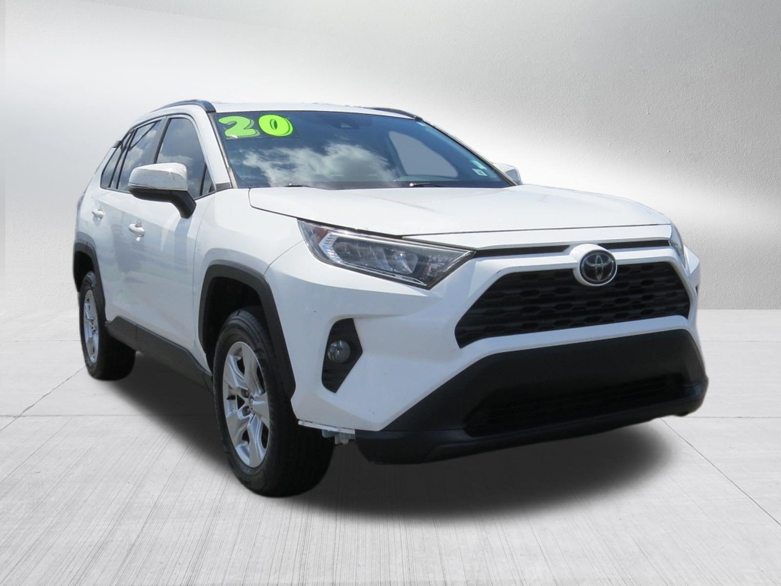 2020 Toyota RAV4 XLE