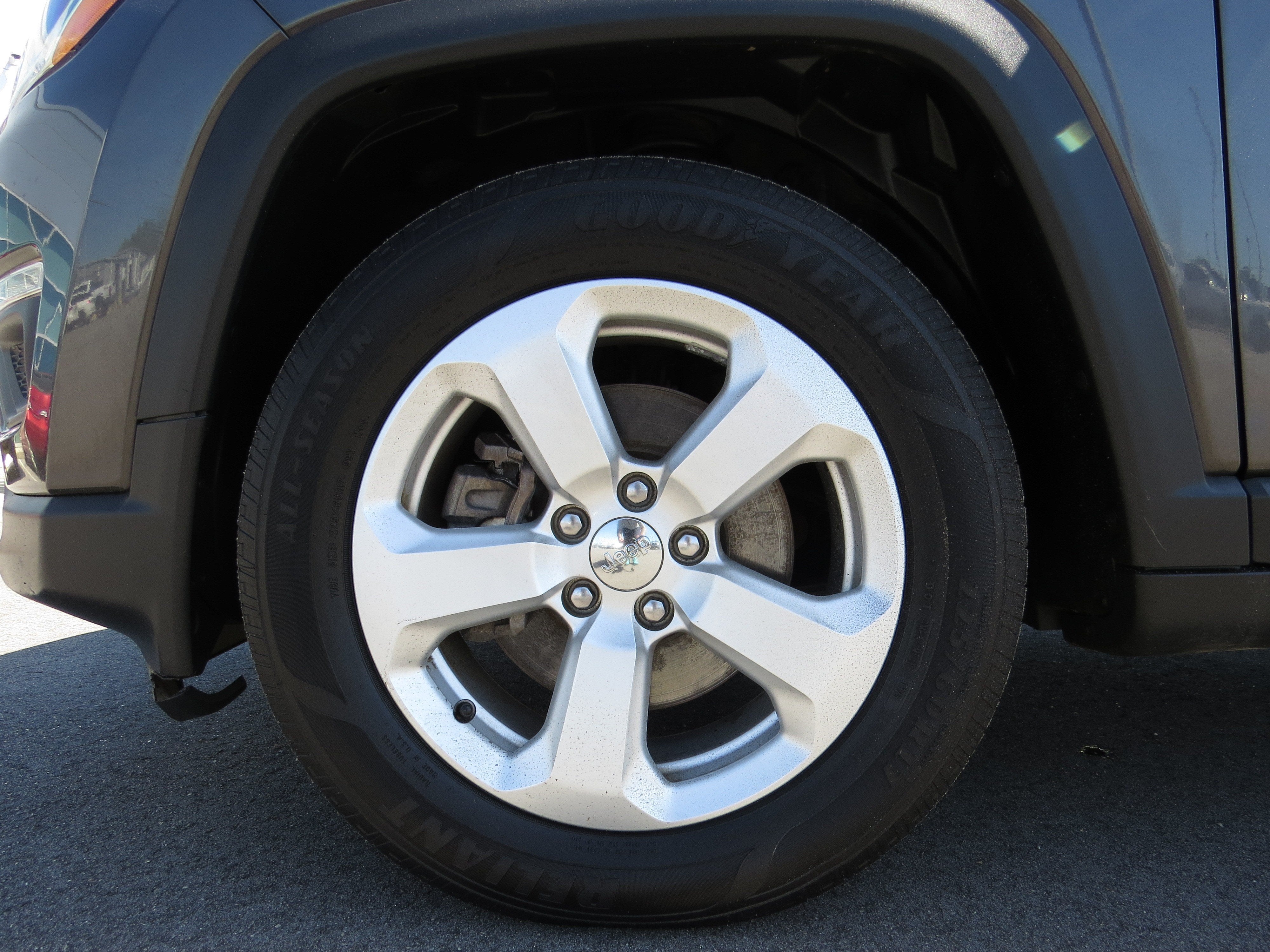 2020 Jeep Compass Latitude 2WD
