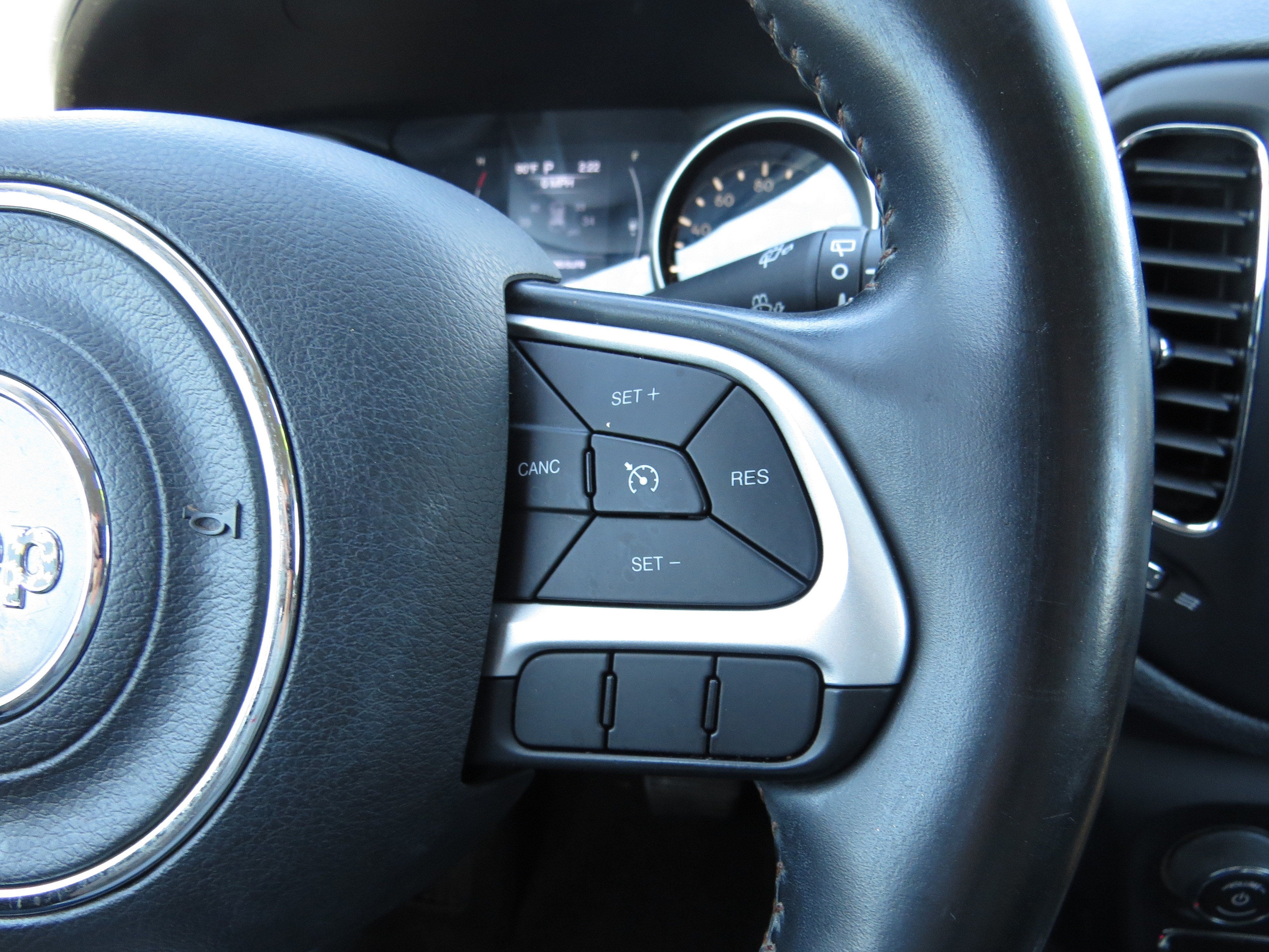 2020 Jeep Compass Latitude 2WD