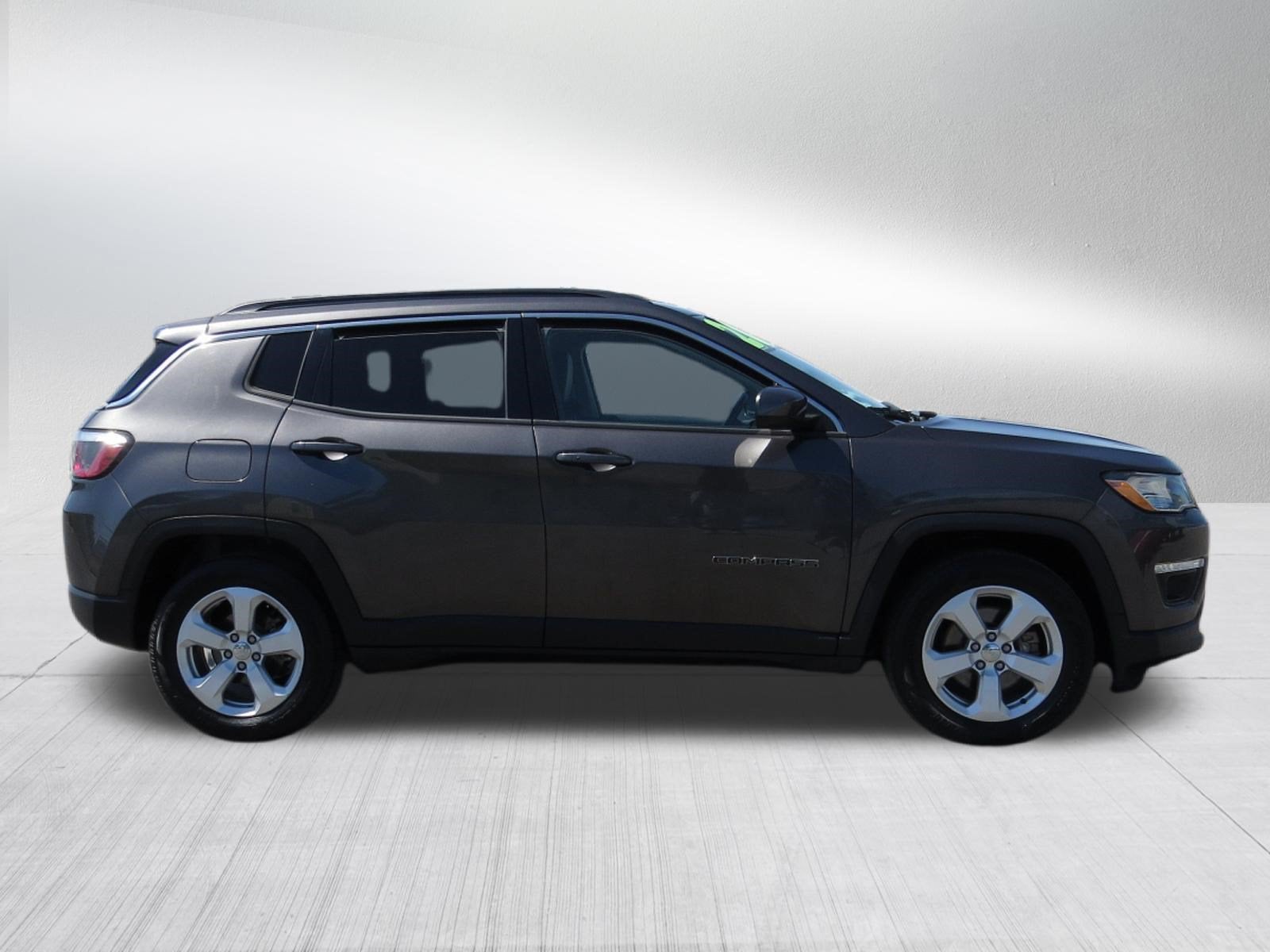 2020 Jeep Compass Latitude 2WD