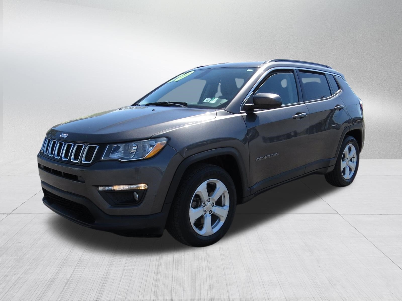2020 Jeep Compass Latitude 2WD