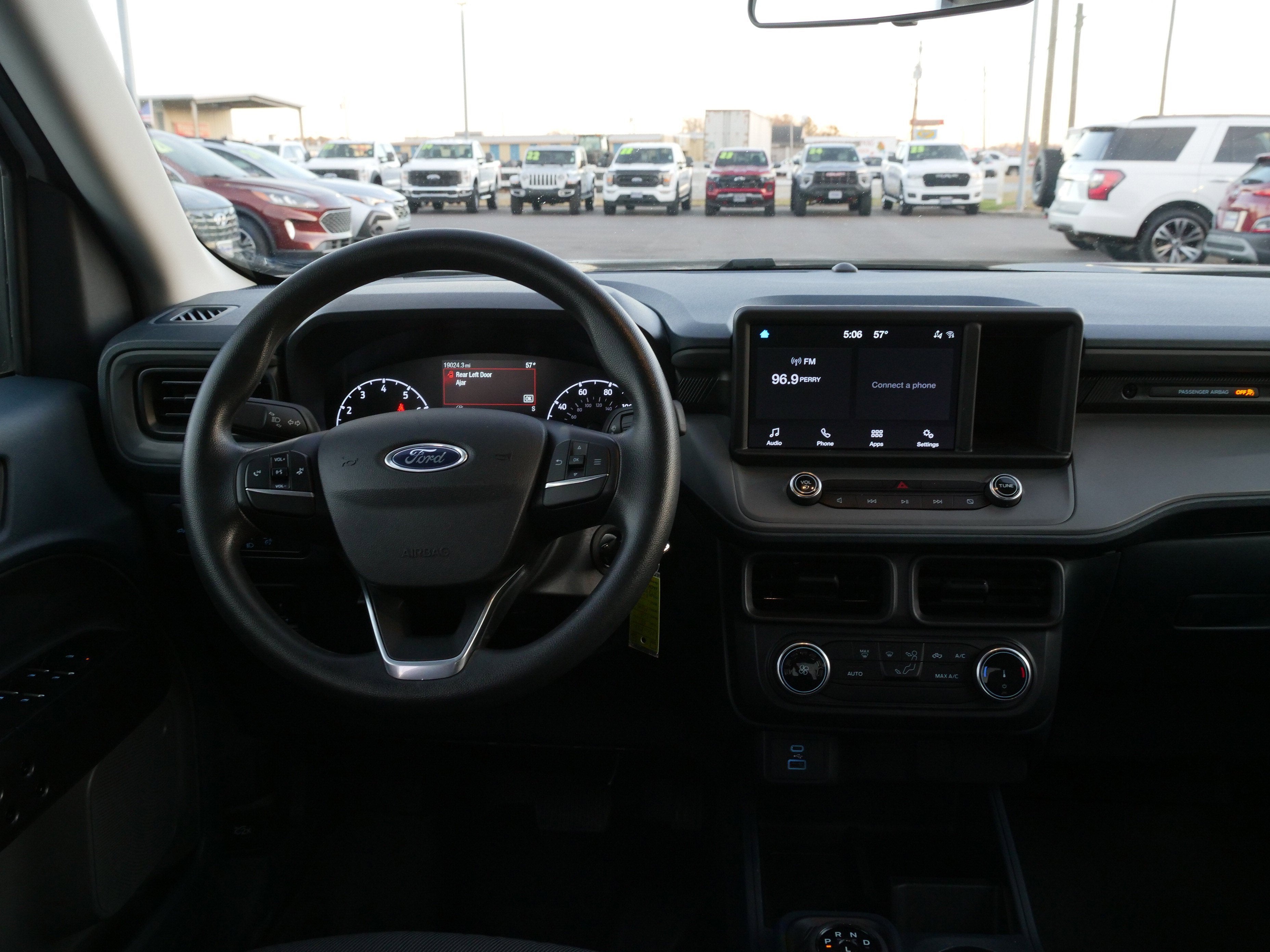 2022 Ford Maverick XL