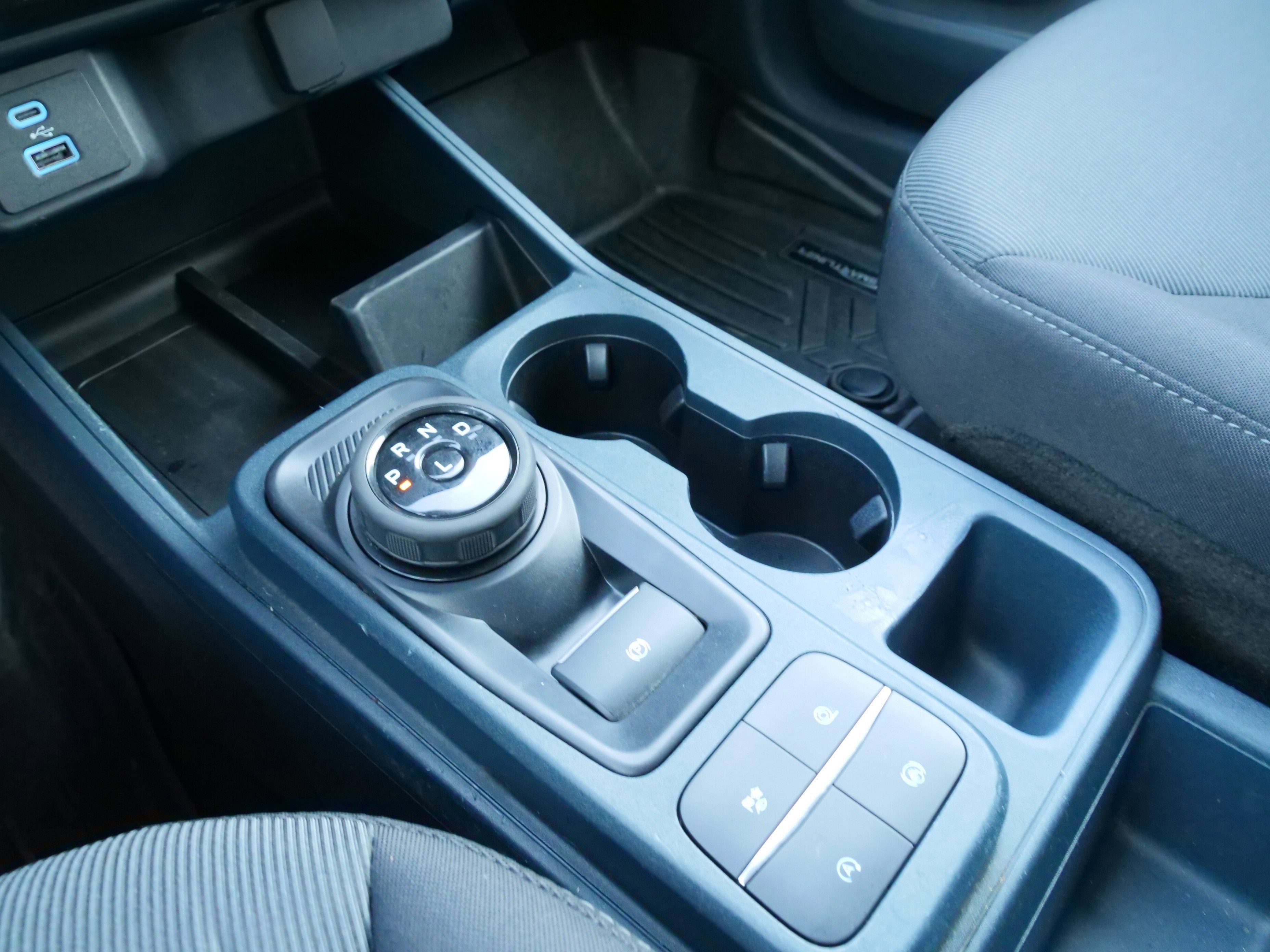 2022 Ford Maverick XL