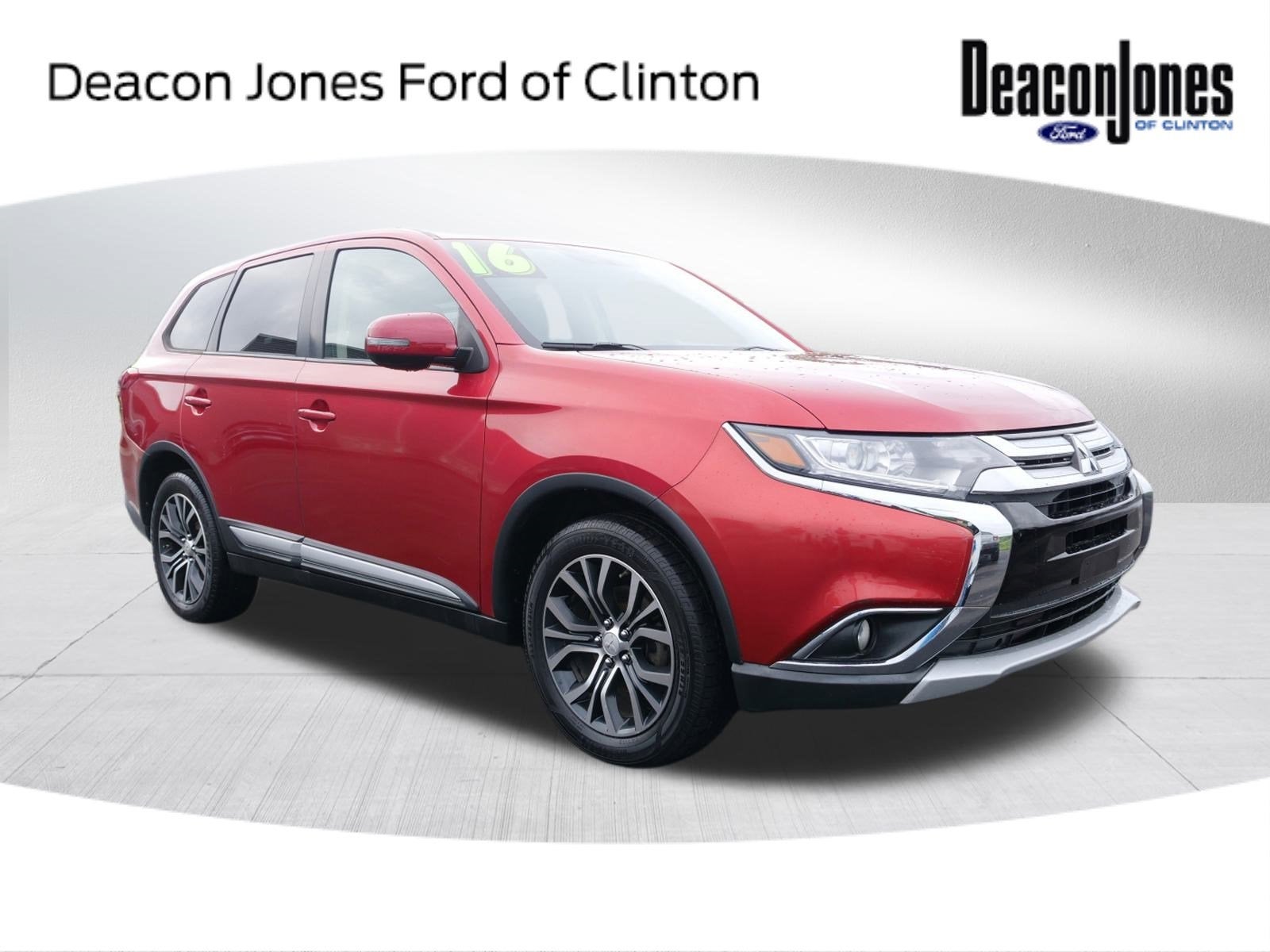 2016 Mitsubishi Outlander SE