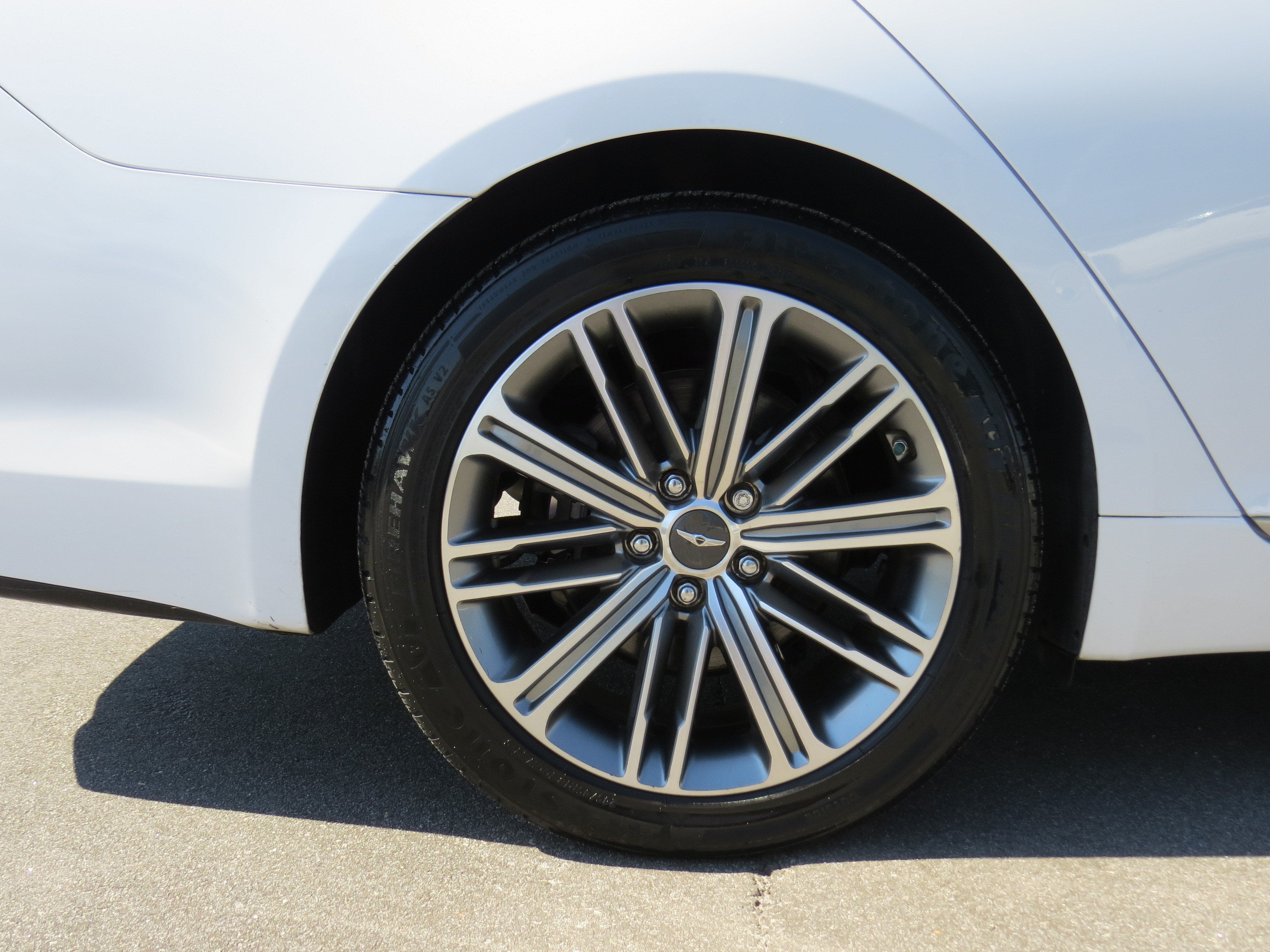 2018 Genesis G80 3.8L Premium w/ Panoramic Sunroof