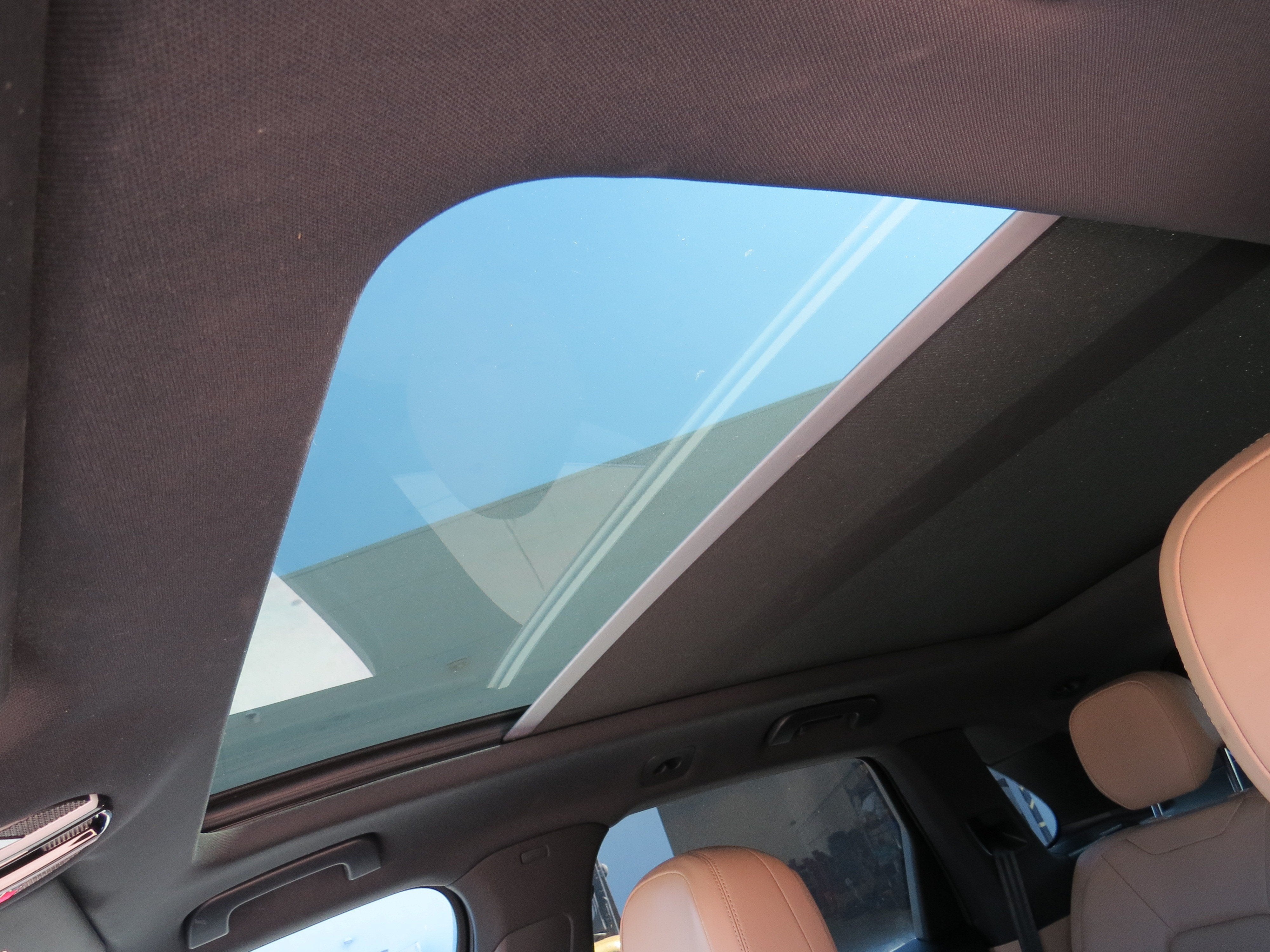 2019 Porsche Cayenne AWD w/ Premium Pkg. & Panoramic Sunroof