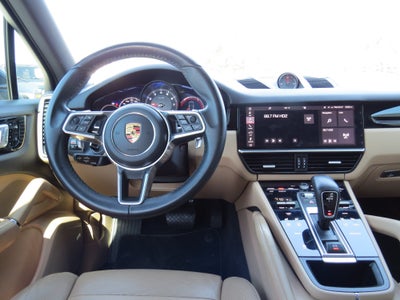 2019 Porsche Cayenne AWD w/ Premium Pkg. & Panoramic Sunroof