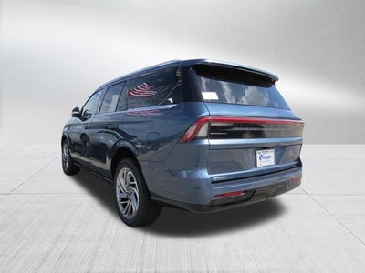2027 Lincoln Navigator Reserve