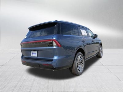 2027 Lincoln Navigator Reserve