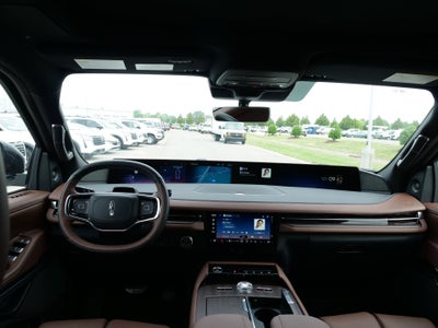 2026 Lincoln Navigator L Reserve