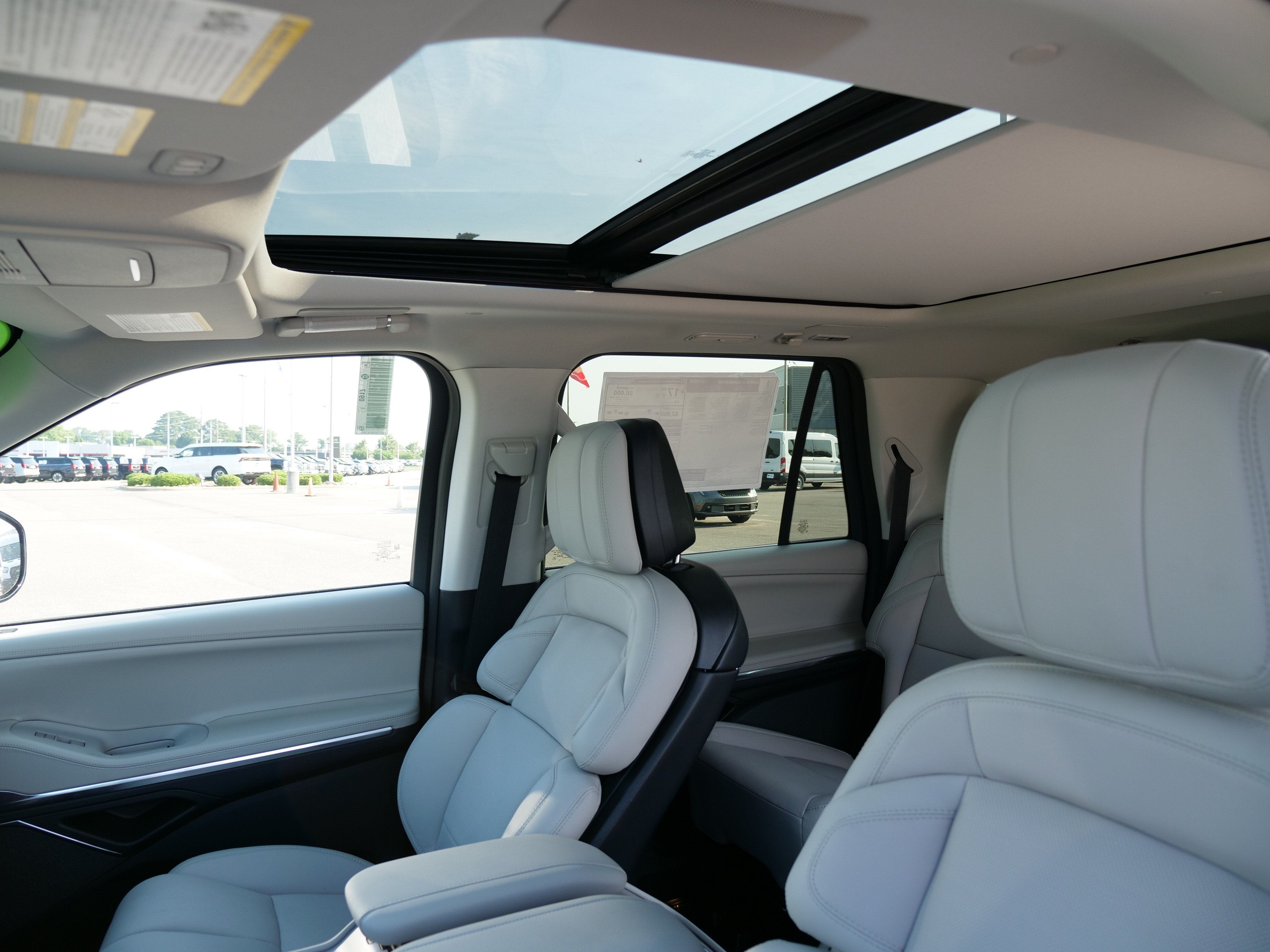 2026 Lincoln Navigator L Reserve