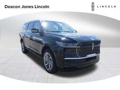 2027 Lincoln Navigator L Reserve