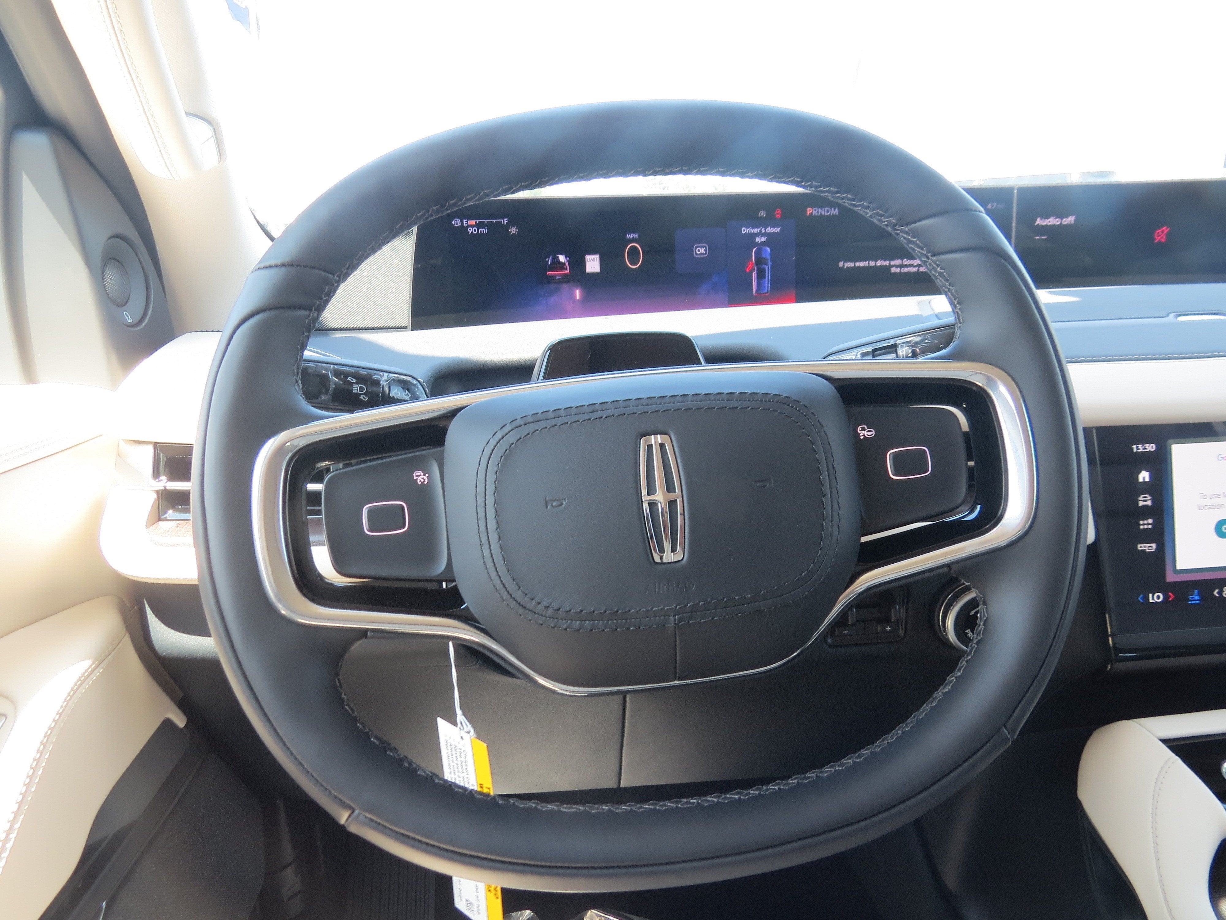 2027 Lincoln Navigator L Reserve
