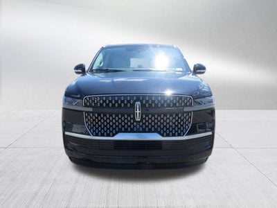 2027 Lincoln Navigator L Reserve