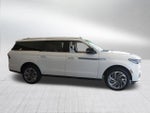 2027 Lincoln Navigator L Reserve