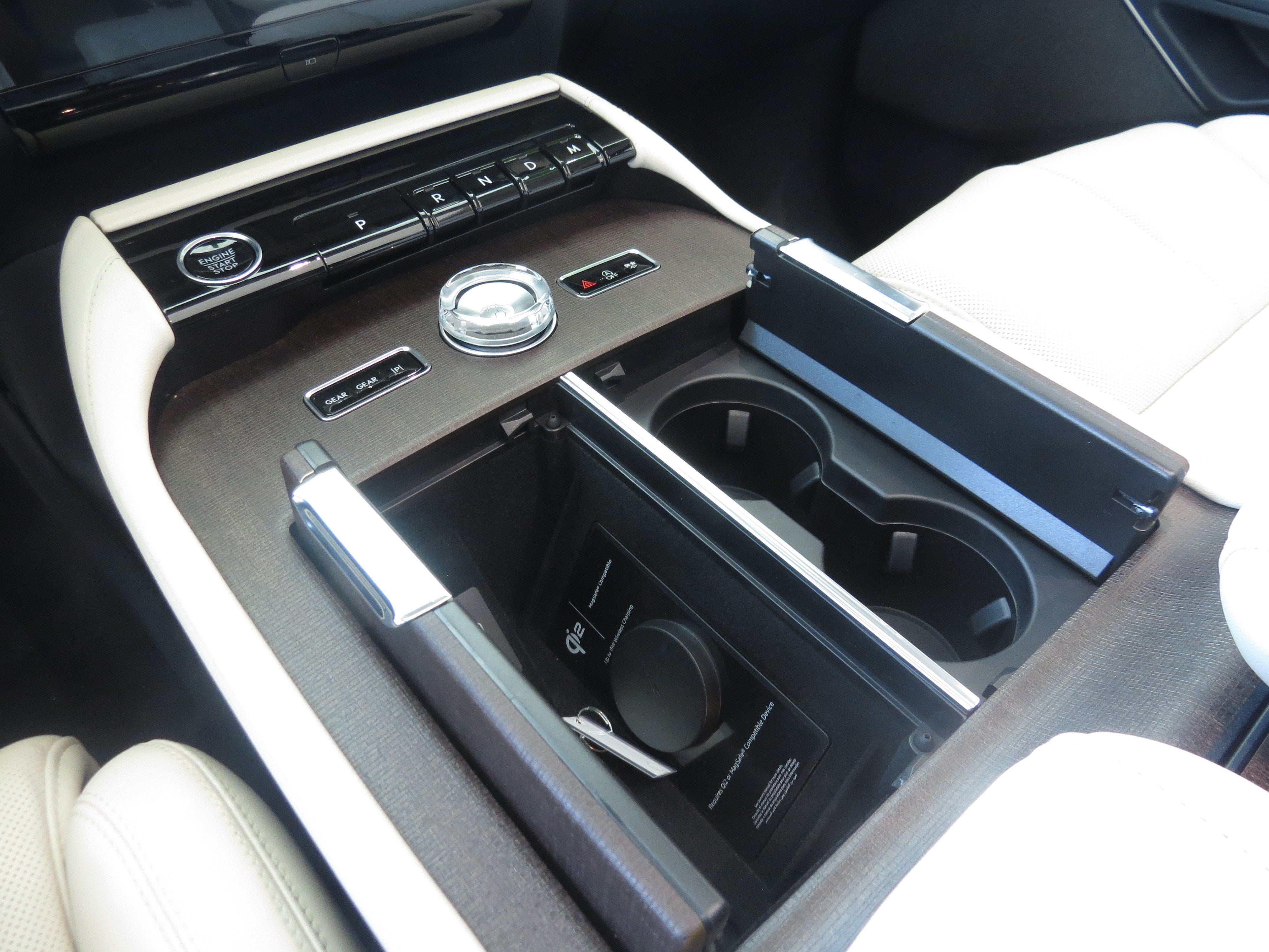 2027 Lincoln Navigator L Reserve