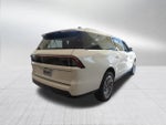 2027 Lincoln Navigator L Reserve