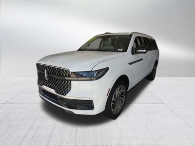 2027 Lincoln Navigator L Reserve
