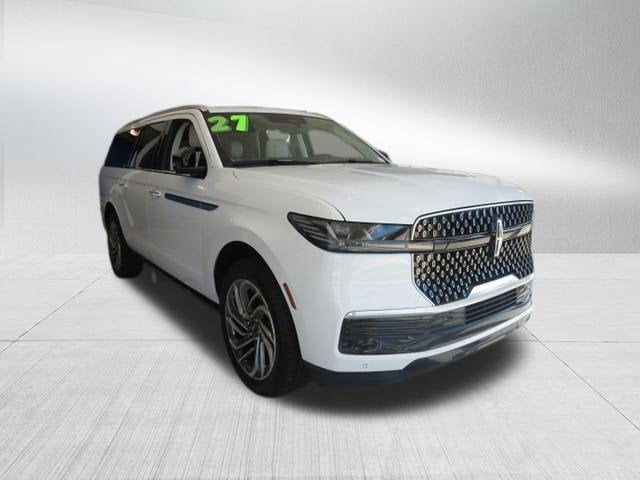 2027 Lincoln Navigator L Reserve