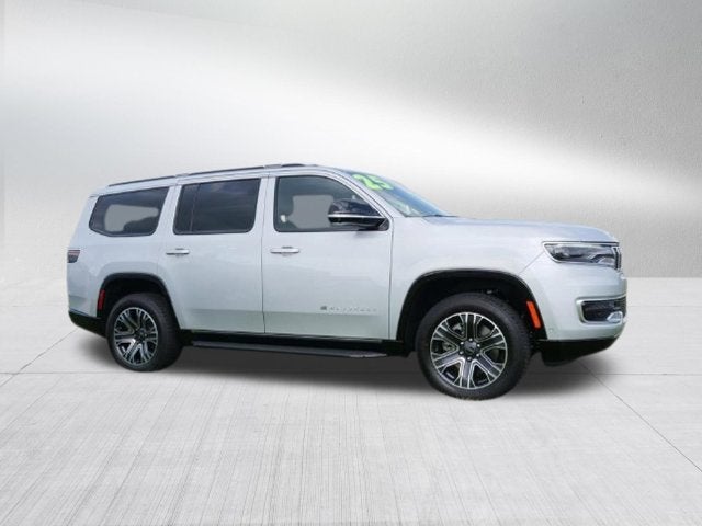 2025 Jeep Wagoneer Base