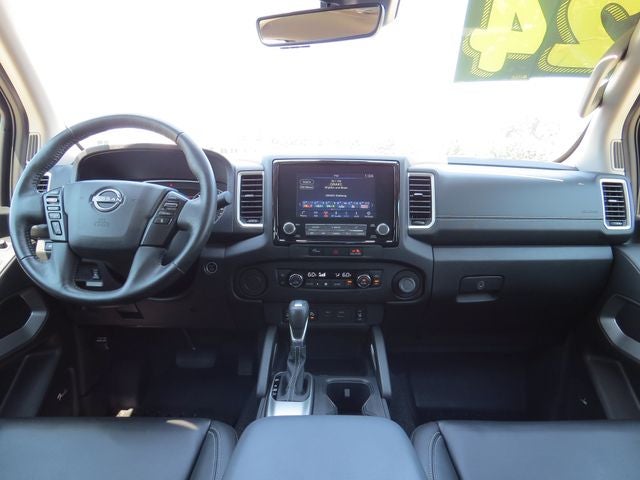 2024 Nissan Frontier SL