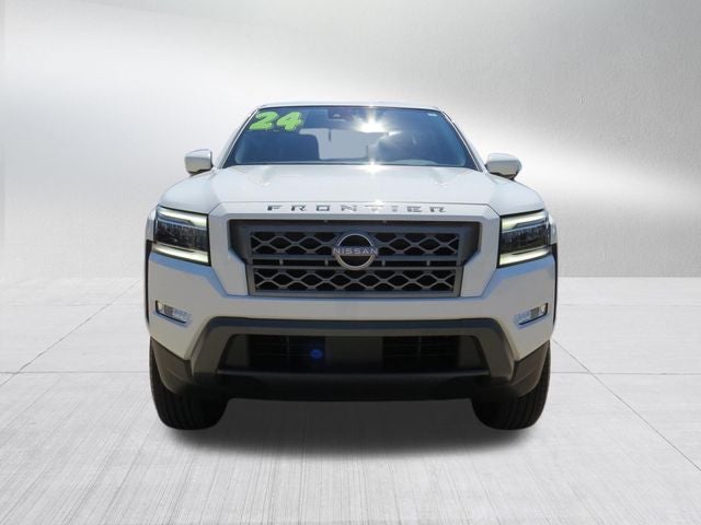 2024 Nissan Frontier SL
