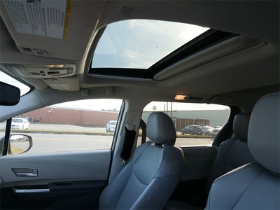 2021 Toyota Sienna XLE 8 Passenger
